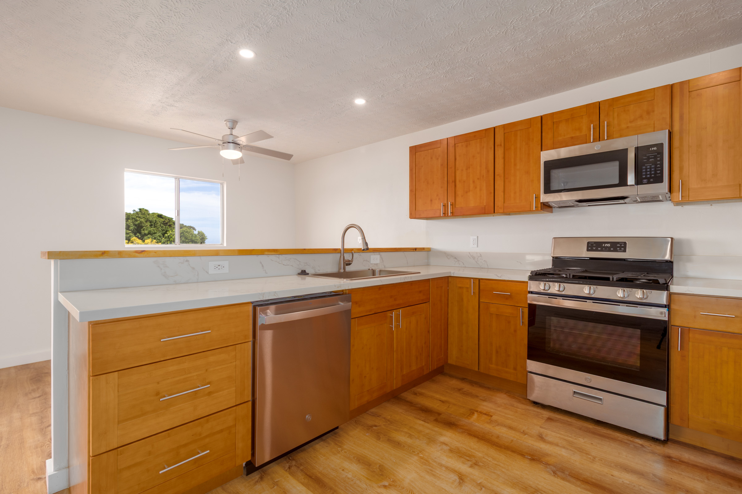 54-2378 Kynnersley Rd Property Photo 21