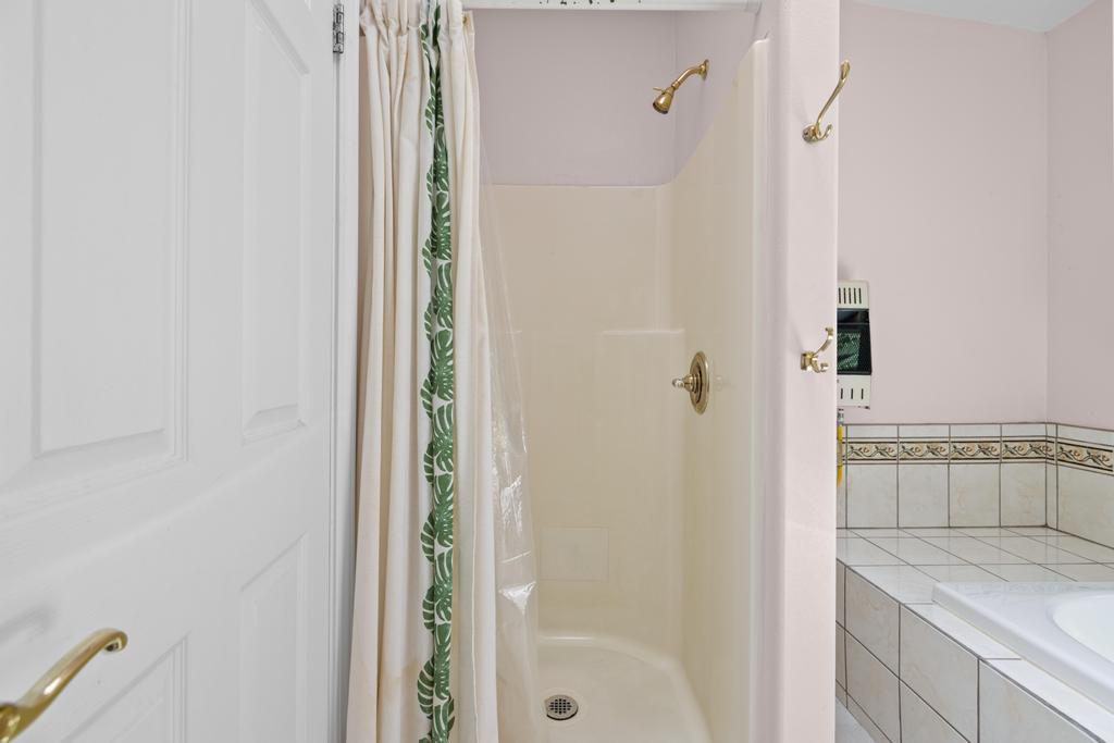 11-3849 Ruby Ave Property Photo 12