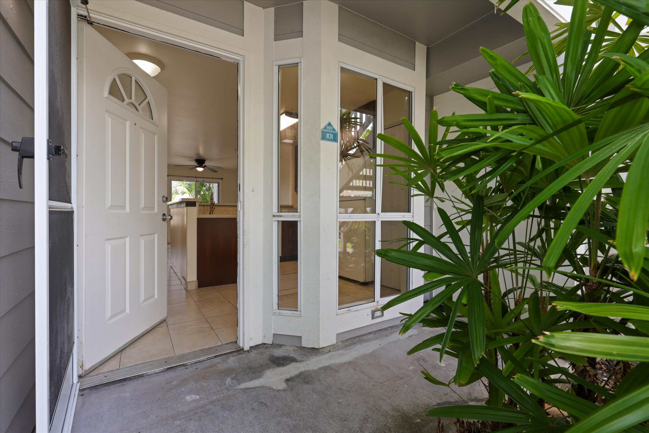 75-6081 Alii Dr Hh101 Property Photo 2