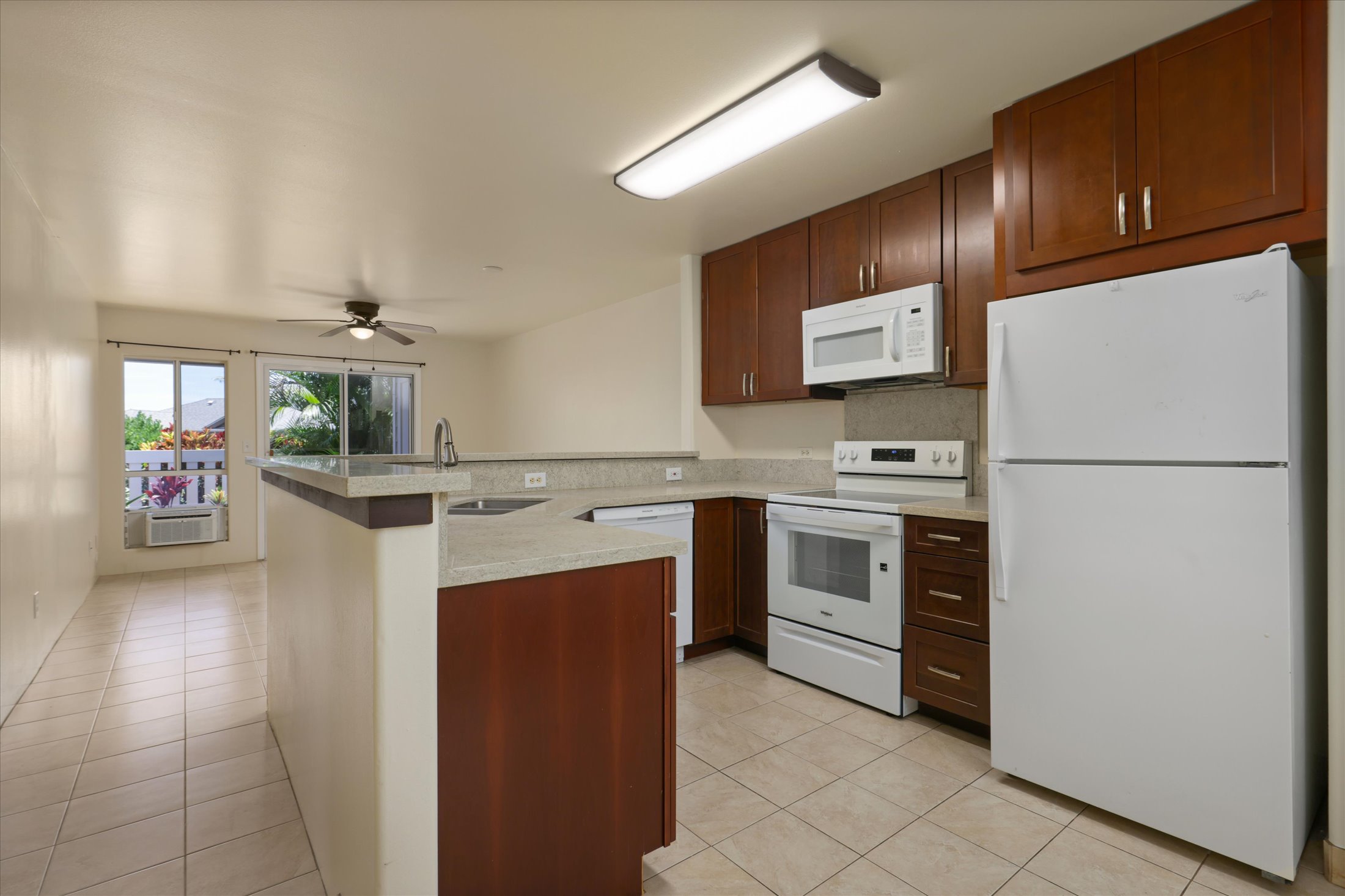 75-6081 Alii Dr Hh101 Property Photo 4