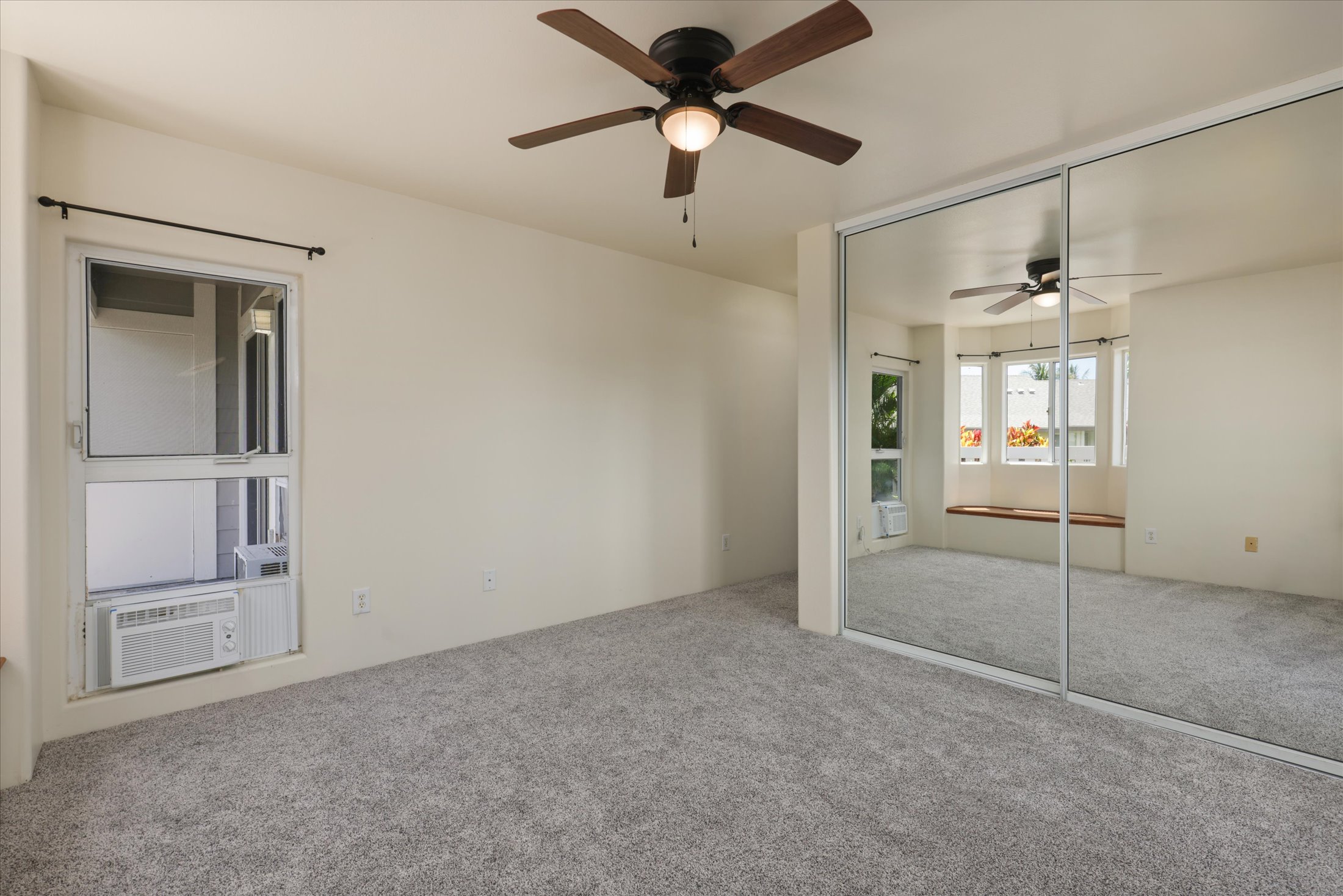 75-6081 Alii Dr Hh101 Property Photo 13