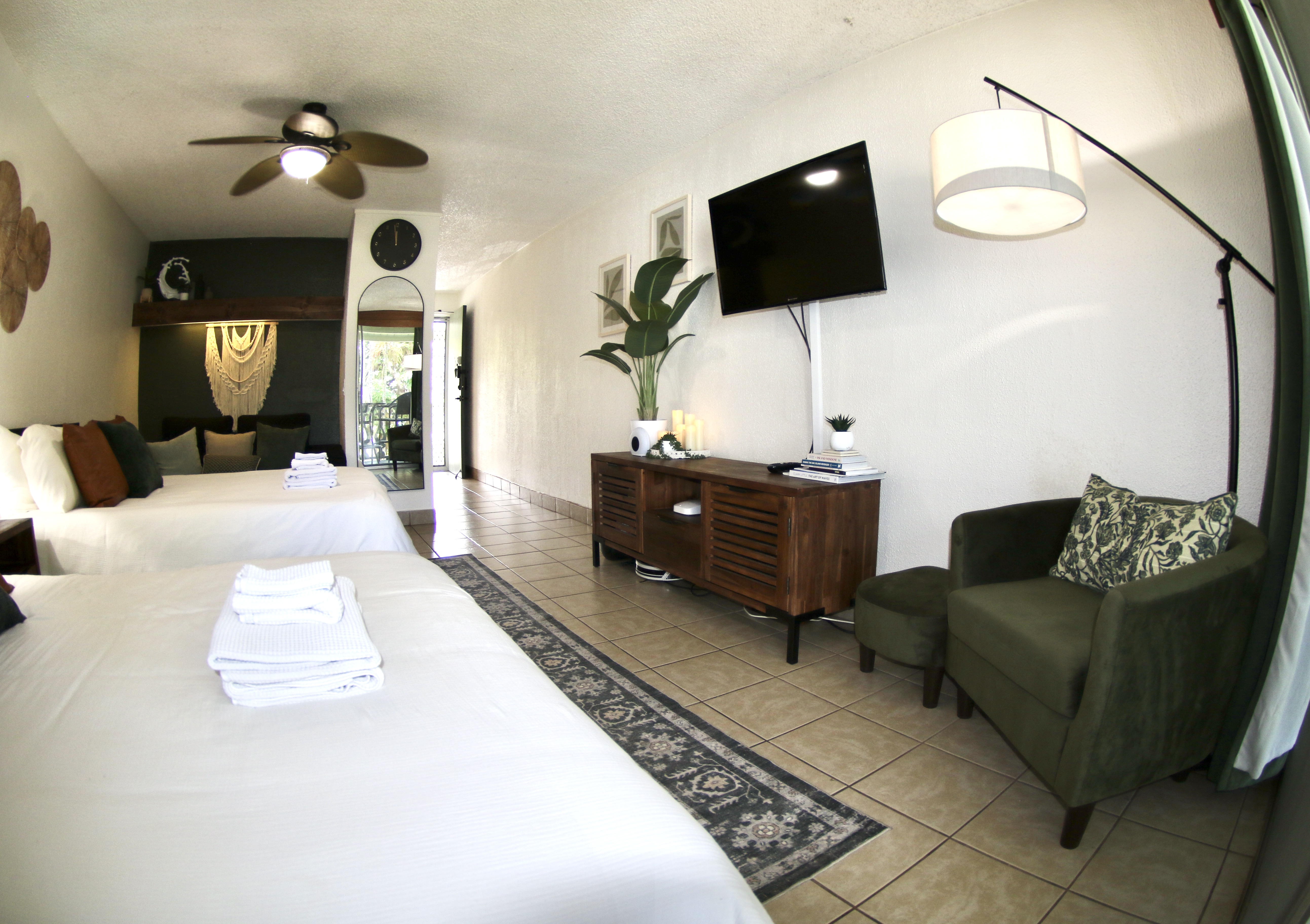 75-5776 Kona Islander Inn 201 Property Photo 5