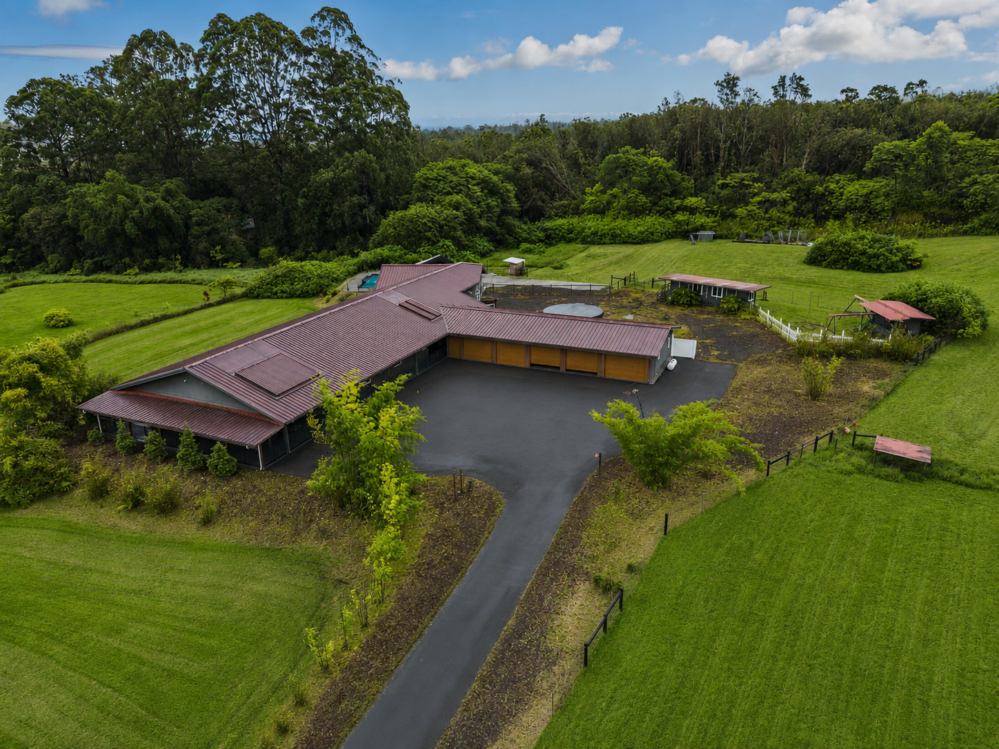1009 Kulaloa Rd Property Photo 2