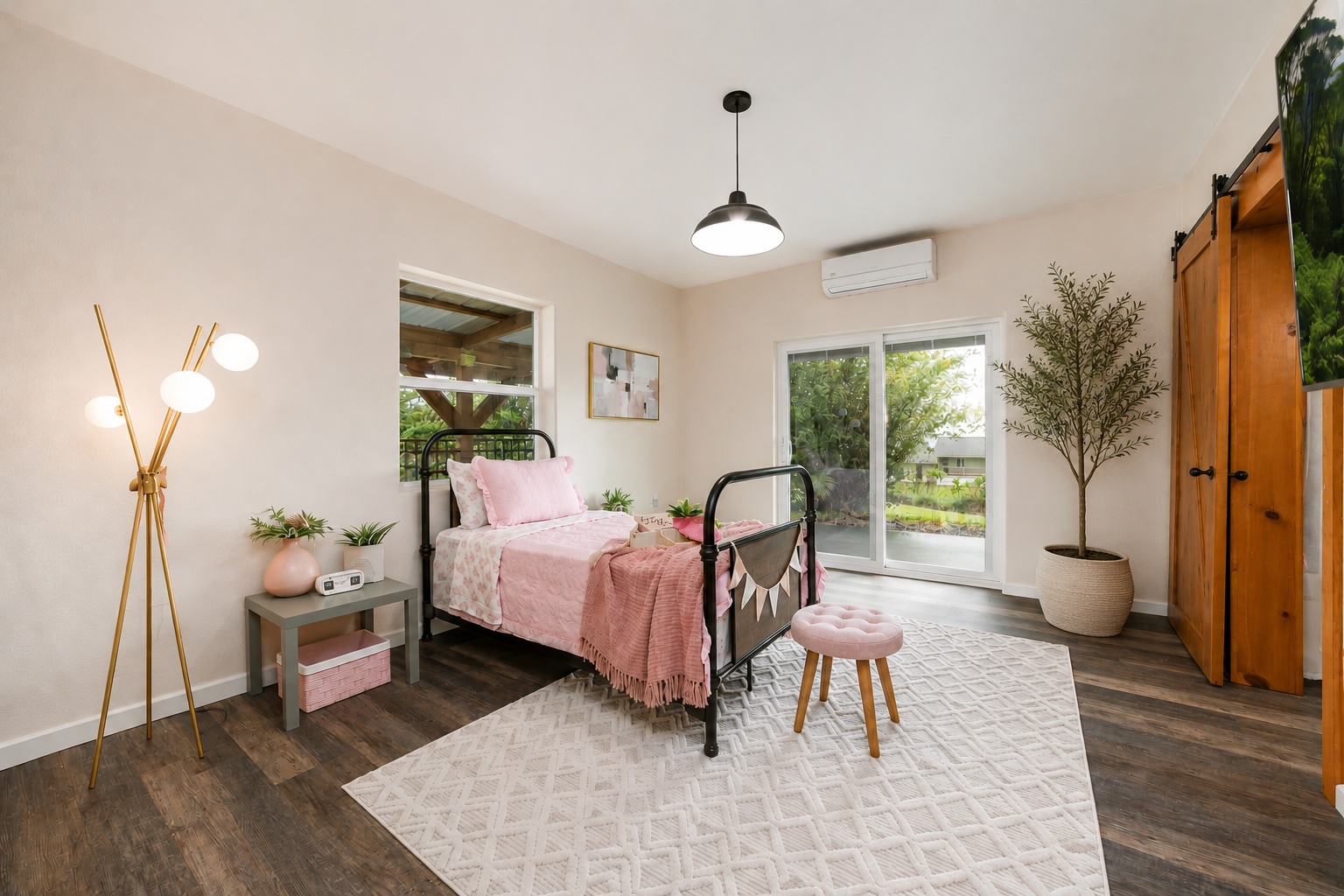 1009 Kulaloa Rd Property Photo 10