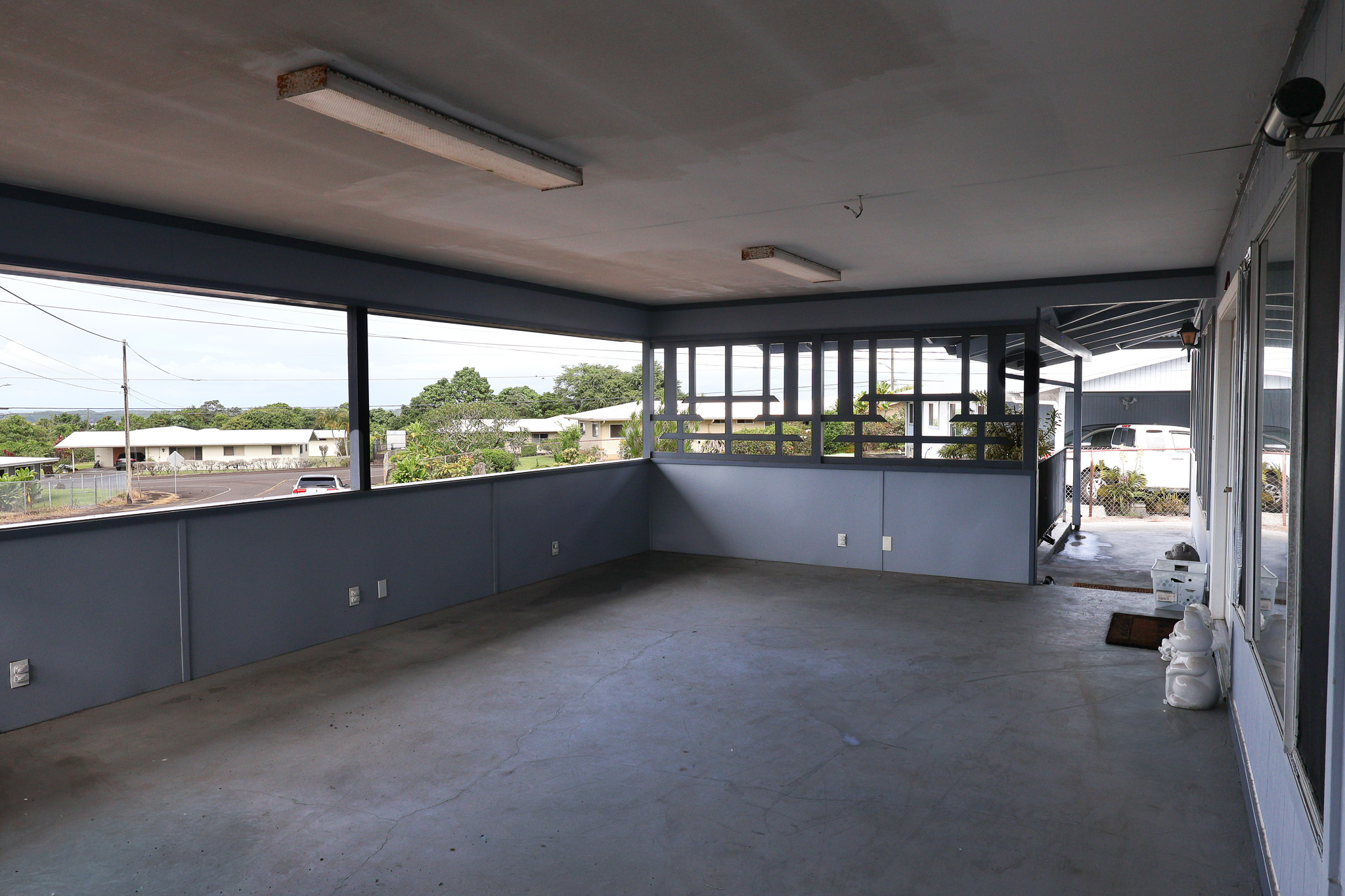321 Pakika Pl Property Photo 3
