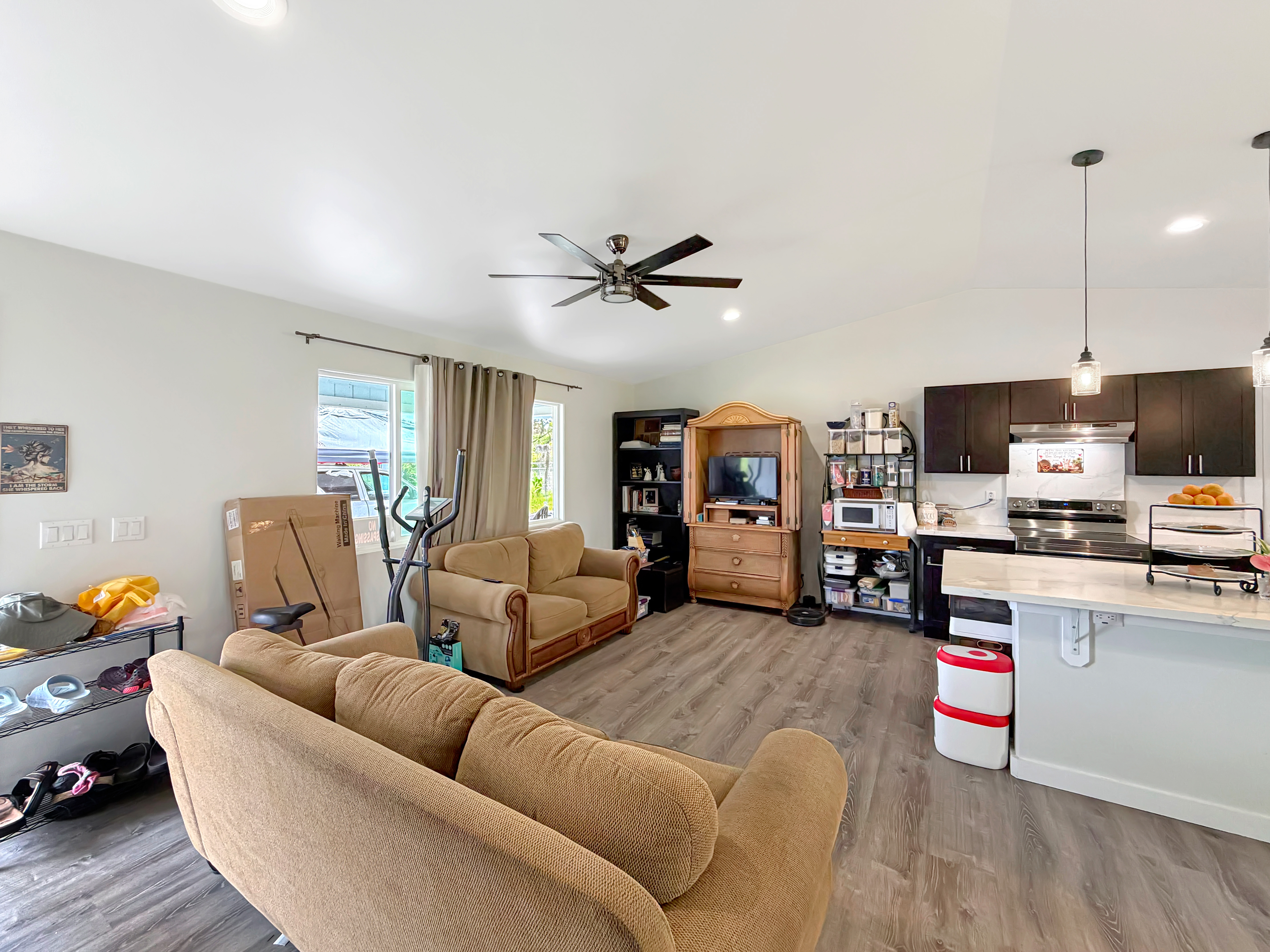 18-4108 Haumalu St Property Photo 8