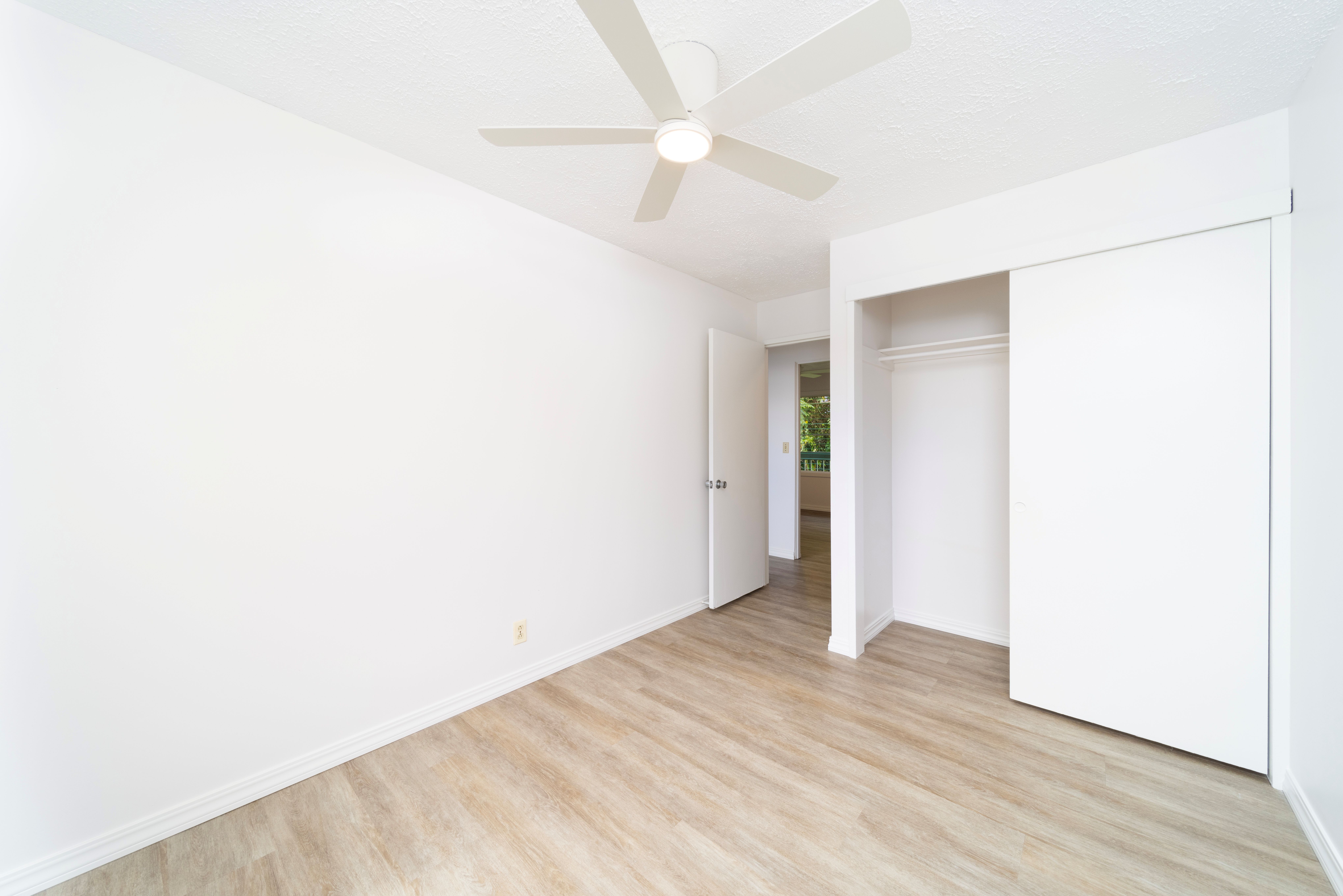 230 Kapiolani St Property Photo 12