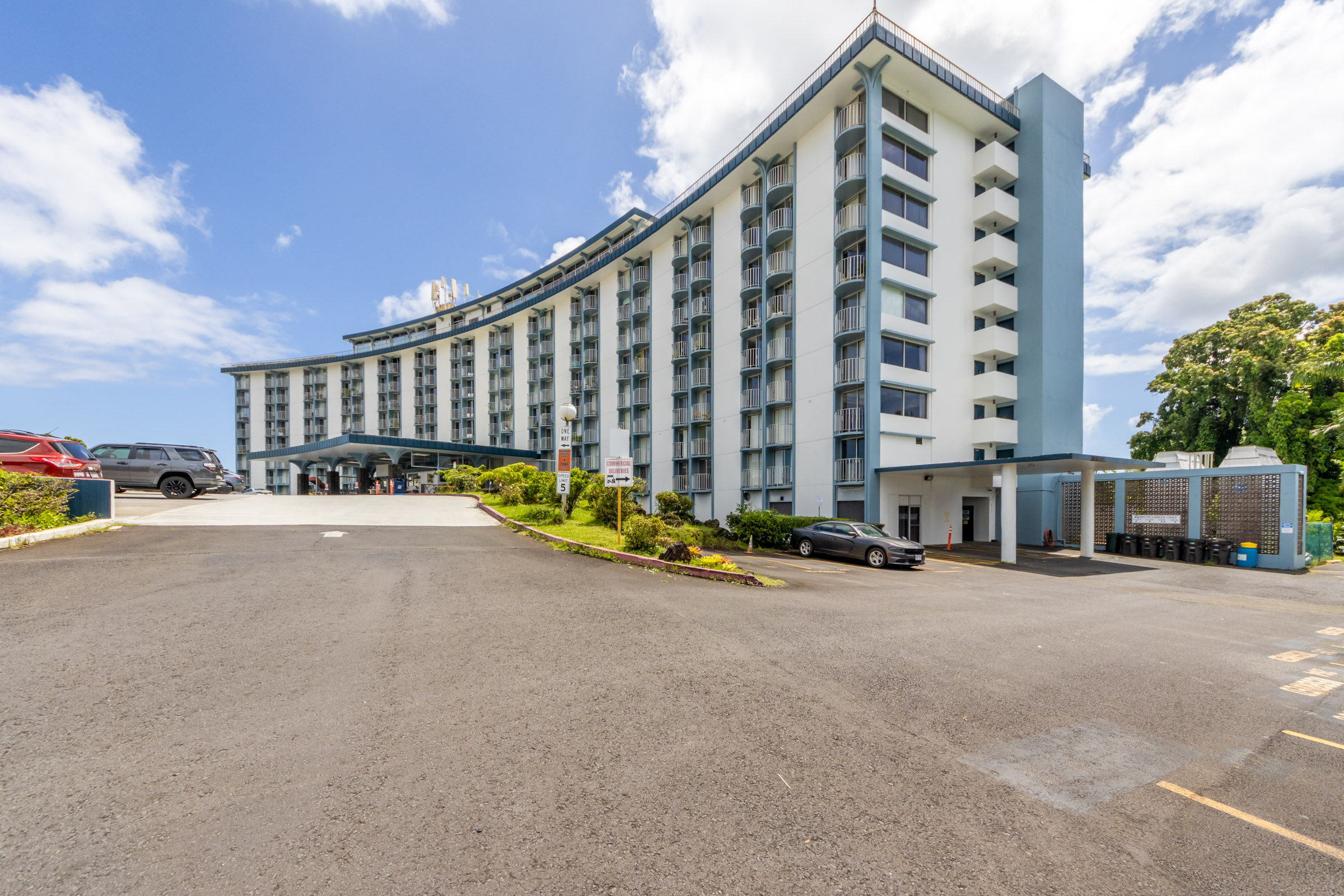 101 Hilo Lagoon Centre 510 Property Photo 2