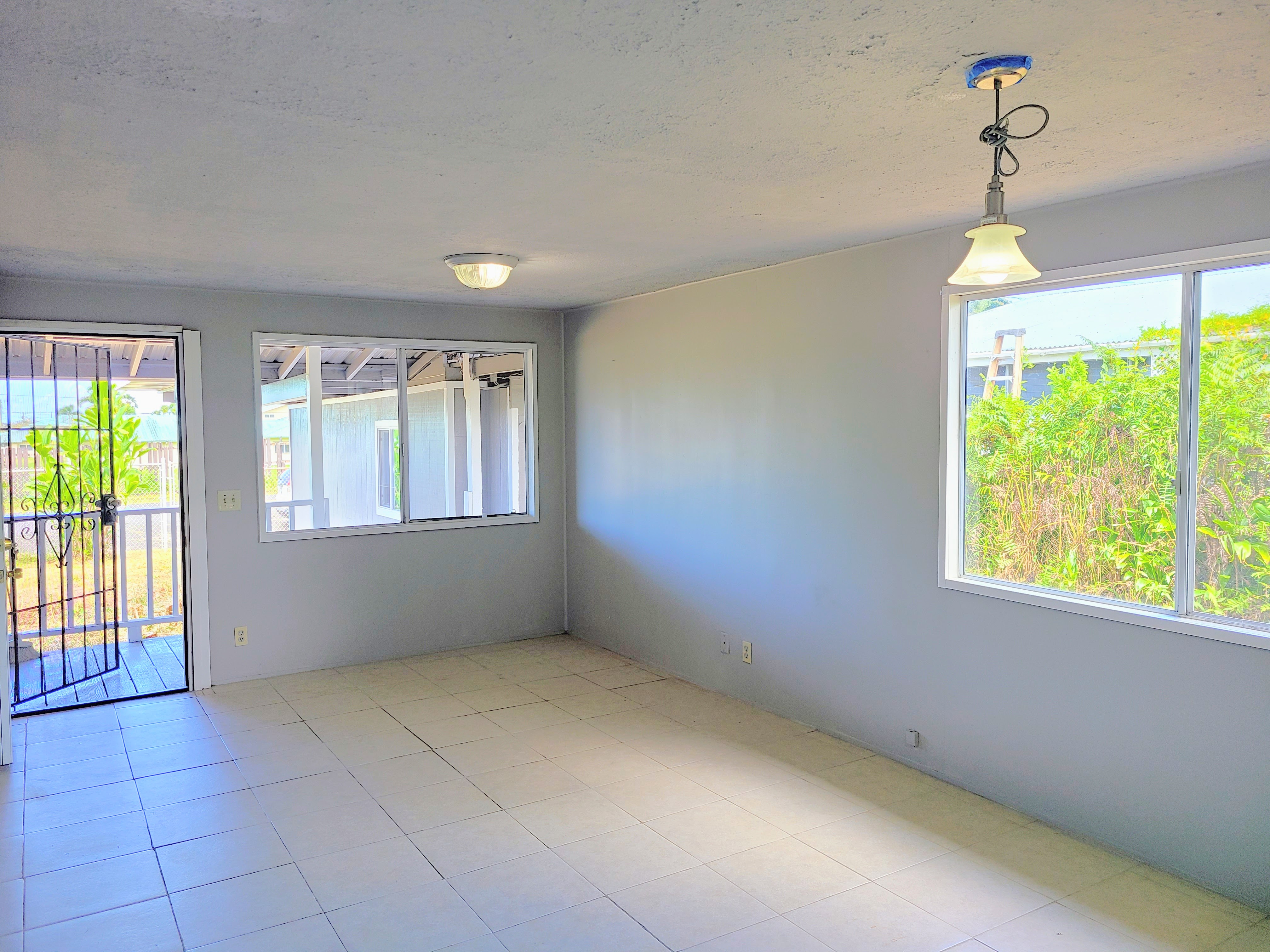 130 Popolo St Property Photo 4