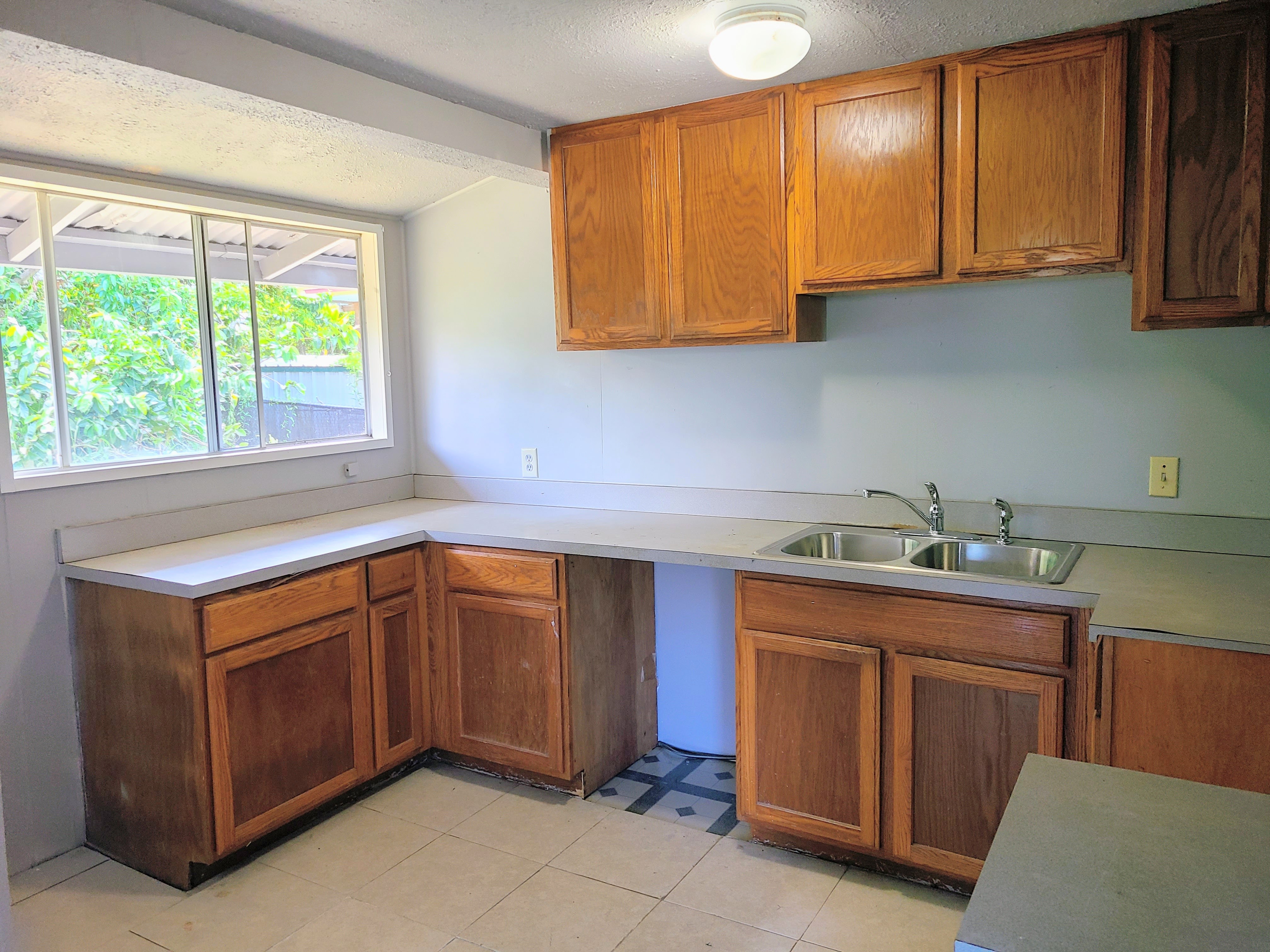 130 Popolo St Property Photo 5