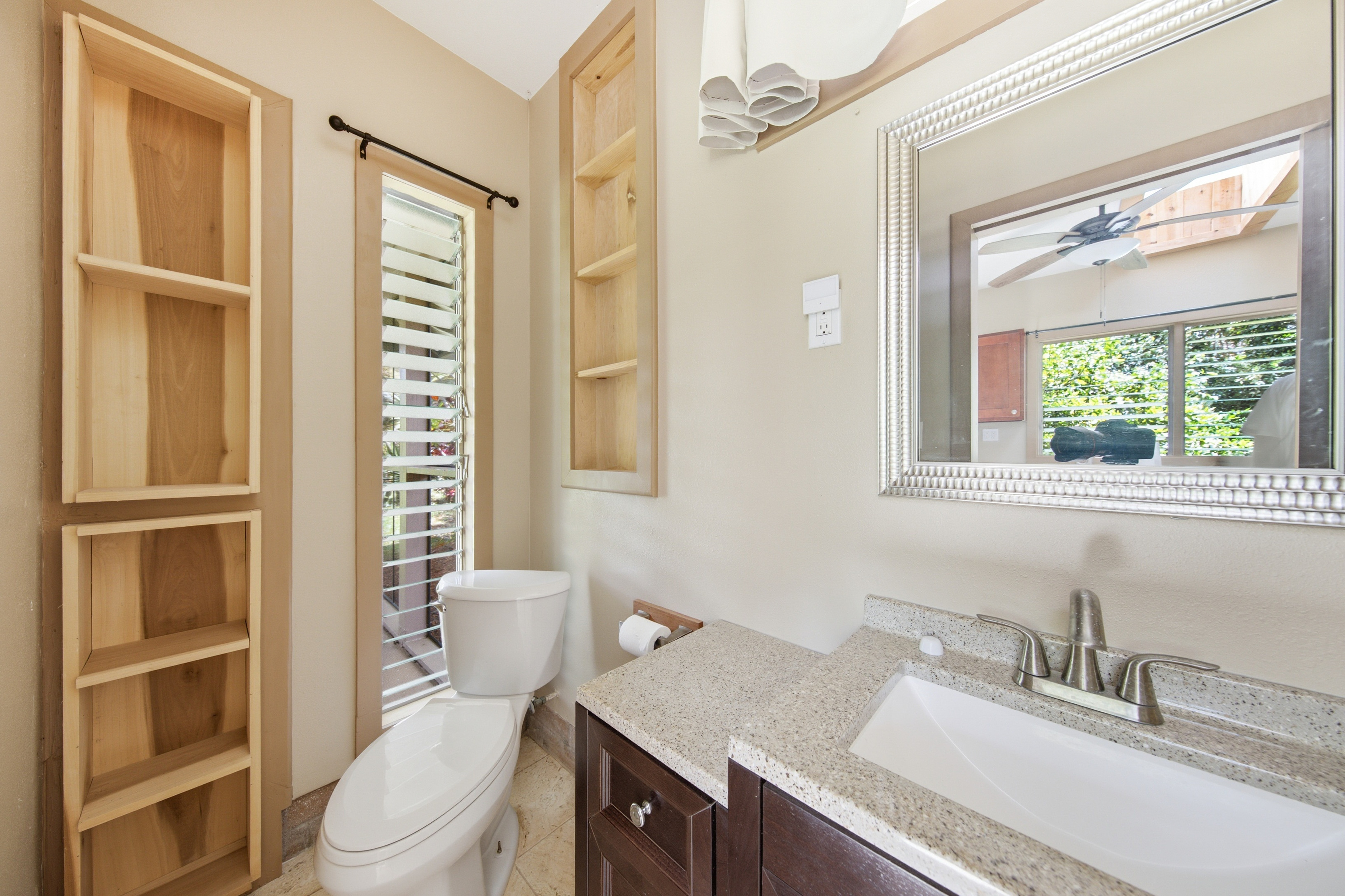 7165 Aina Pono St Property Photo 22