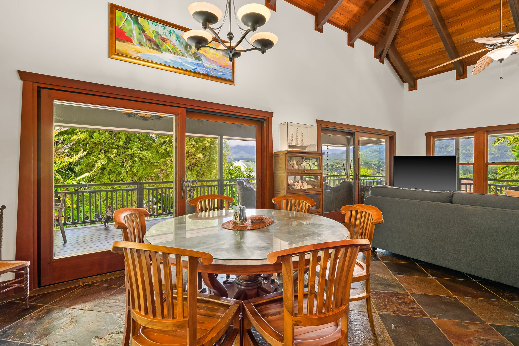 1328 Ihona Pl Property Photo 11