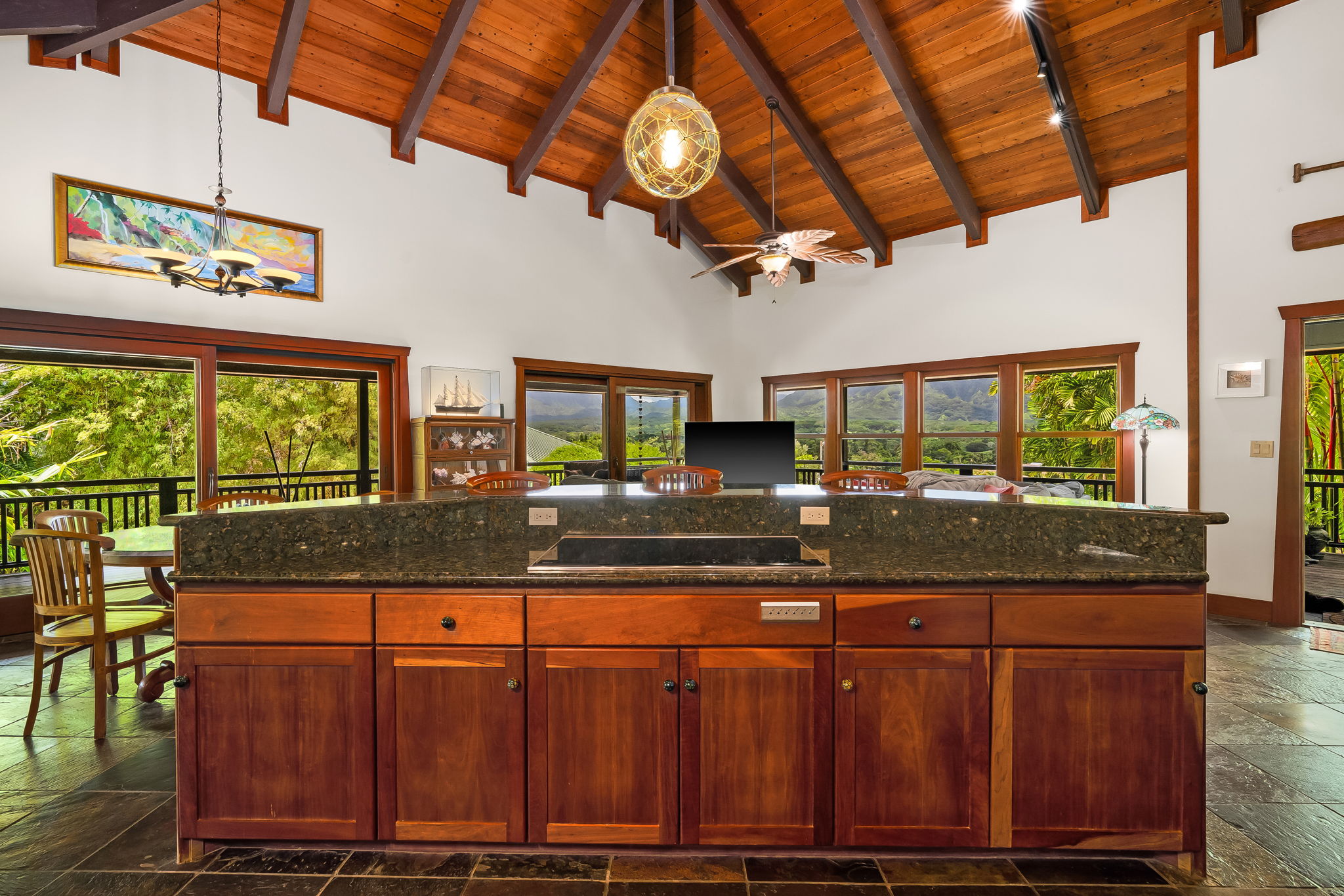 1328 Ihona Pl Property Photo 19