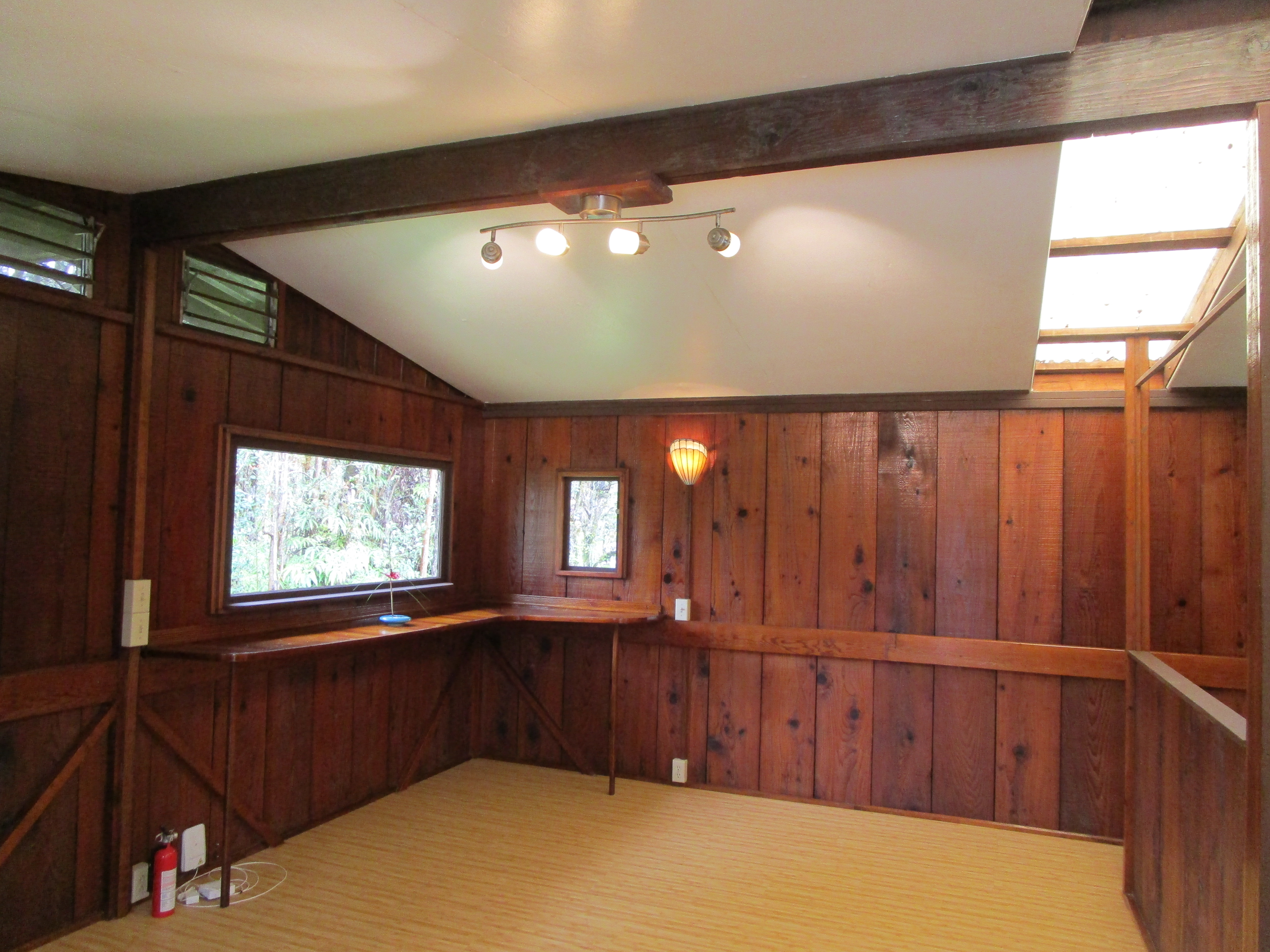 11-1736 Moano St Property Photo 4