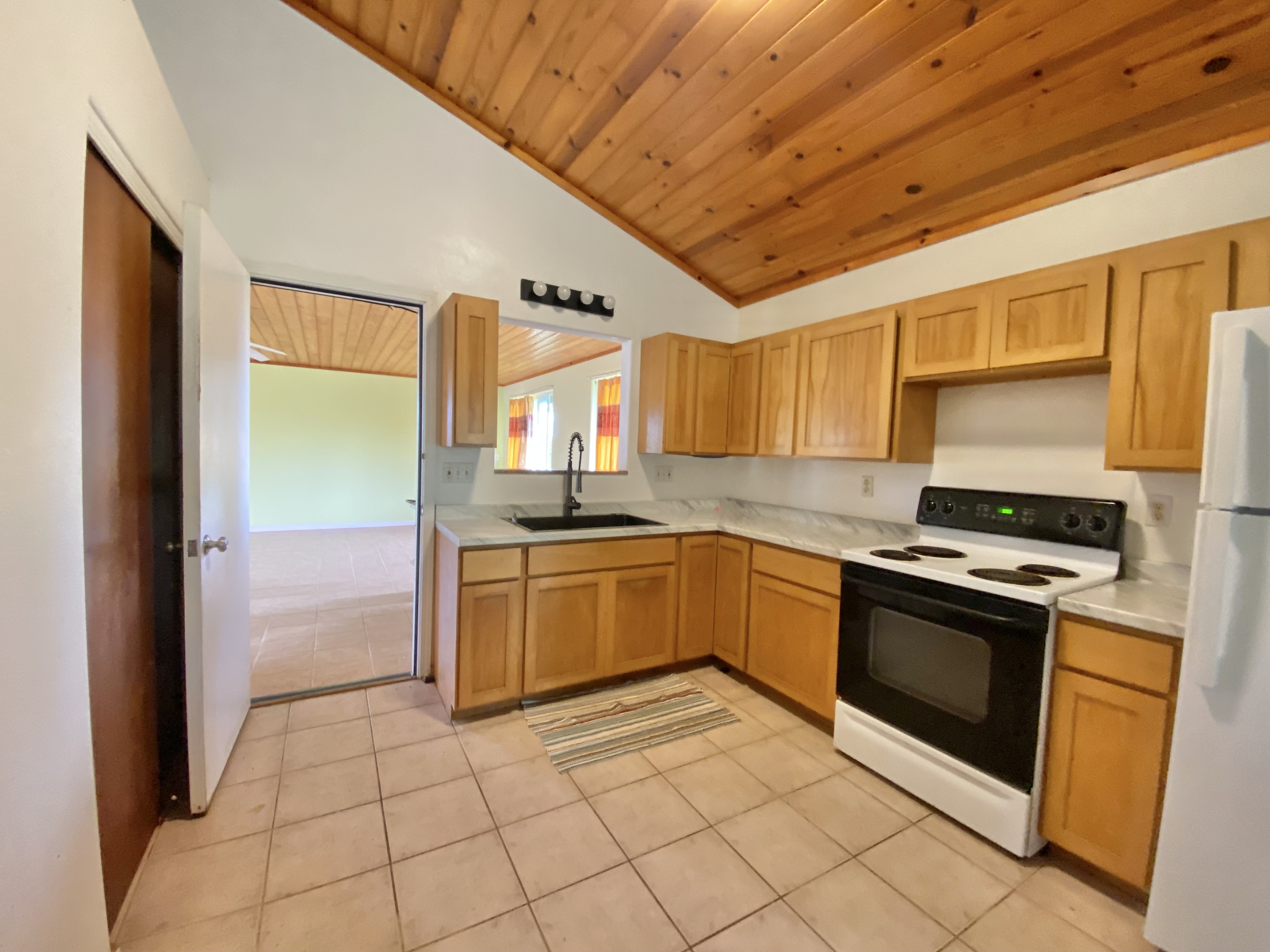15-1634 Beach Rd Property Photo 15