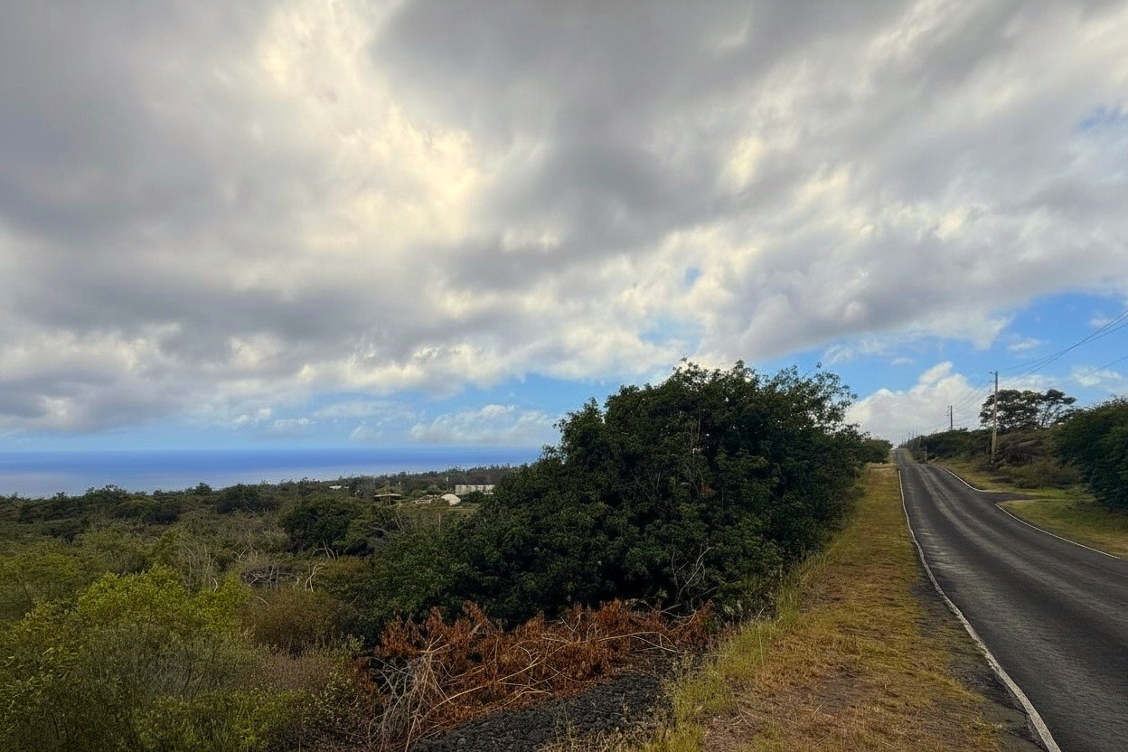 Maile Dr Property Photo 2