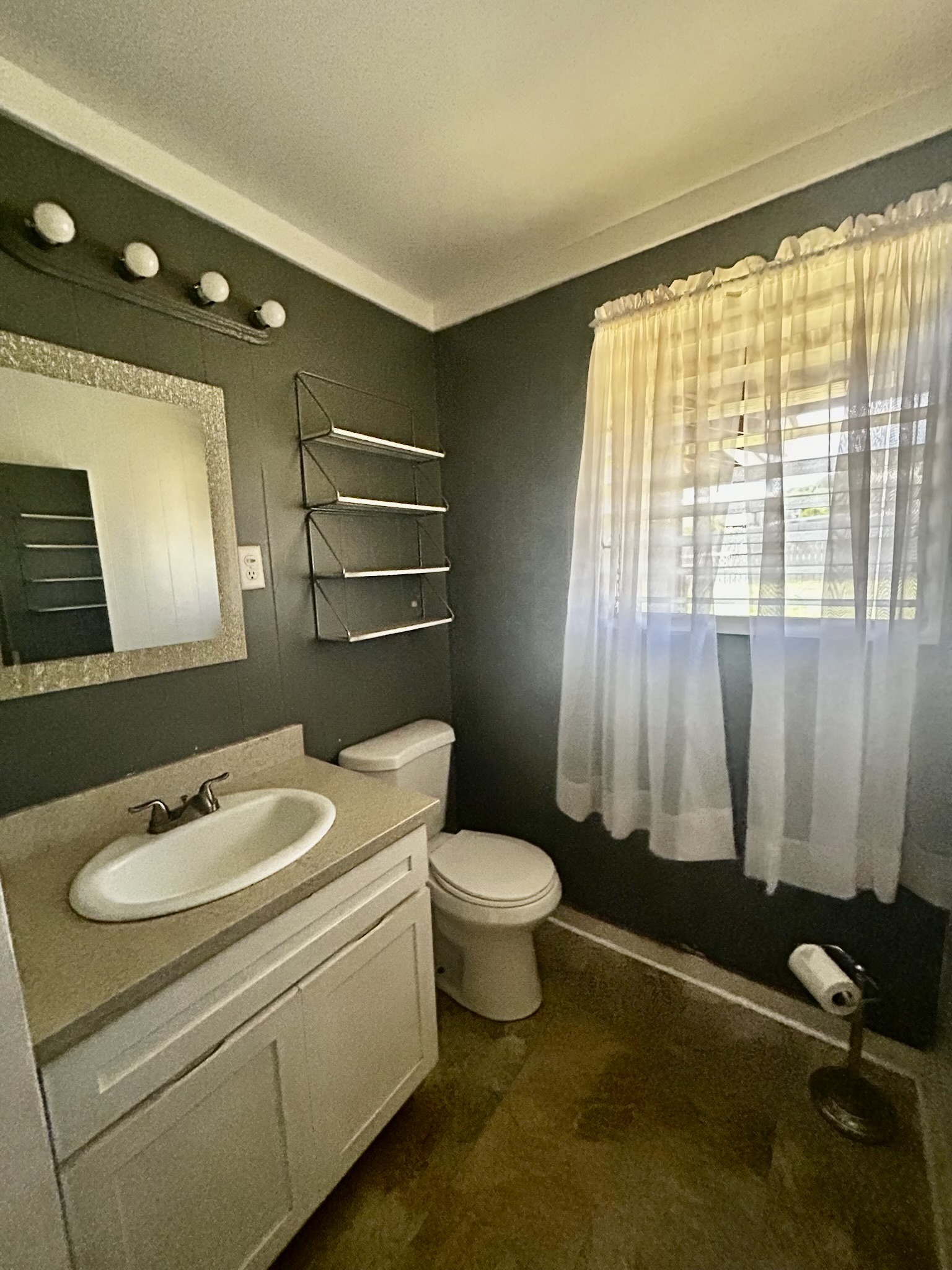 54-3707 Akoni Pule Highway Property Photo 14