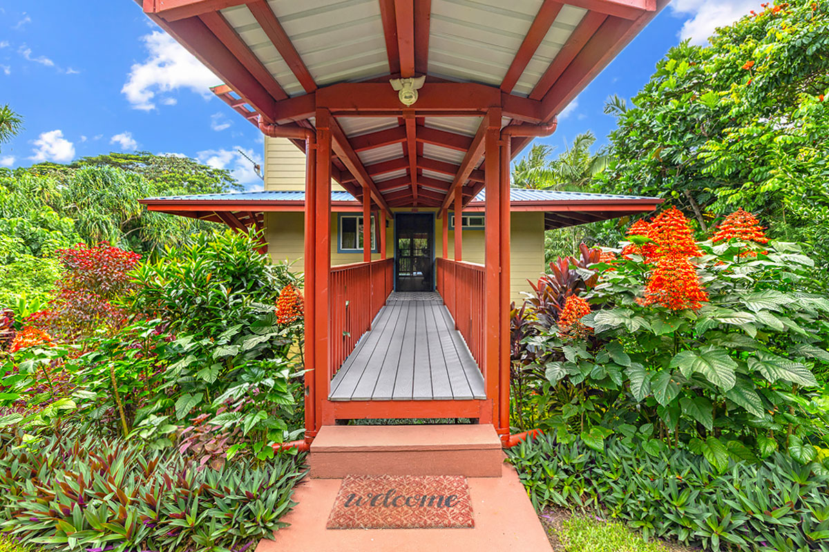 12-7087 Kaiwihala Pl Property Photo 2