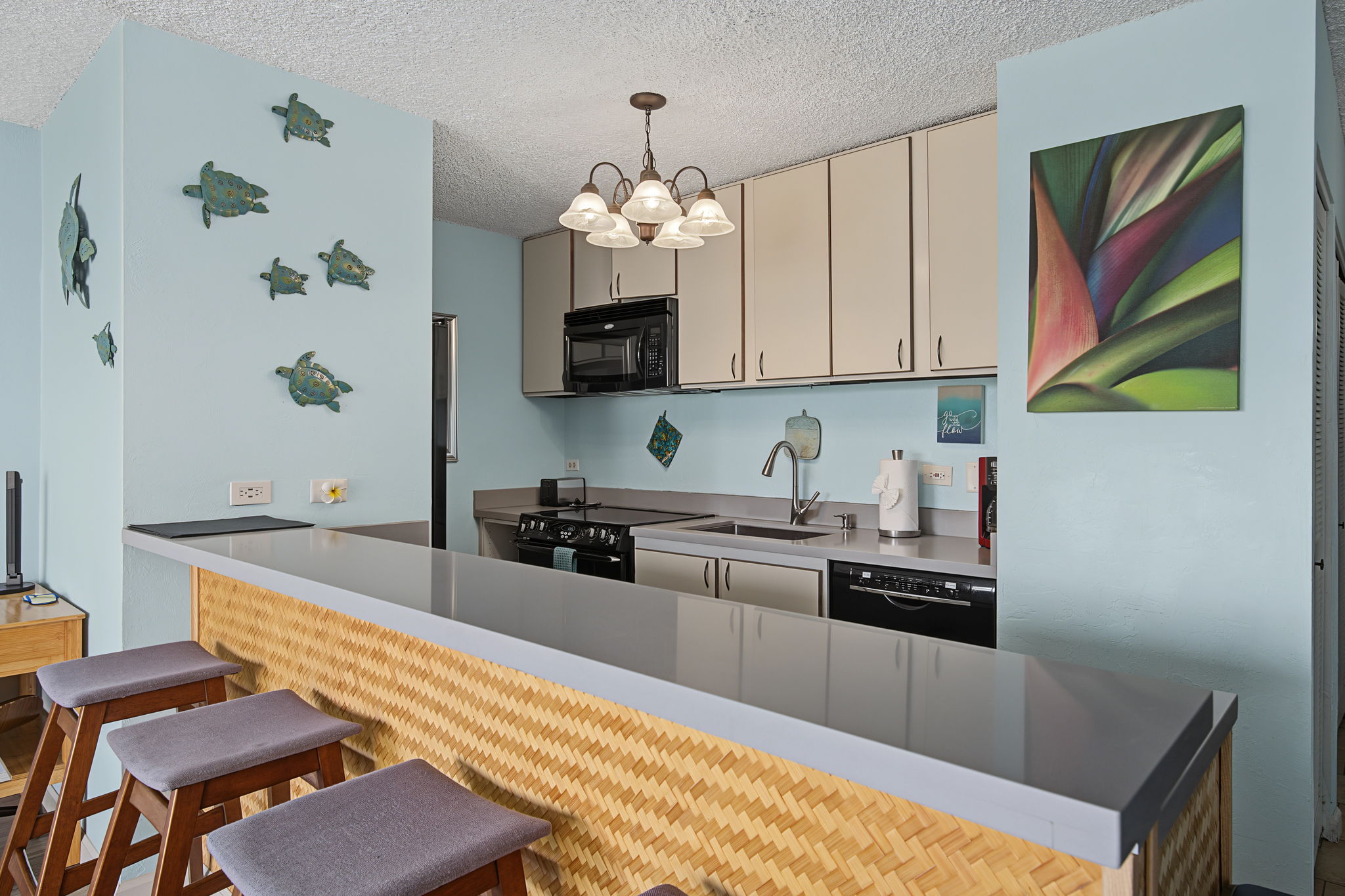 75-5681 Kalanikai 208 Property Photo 7