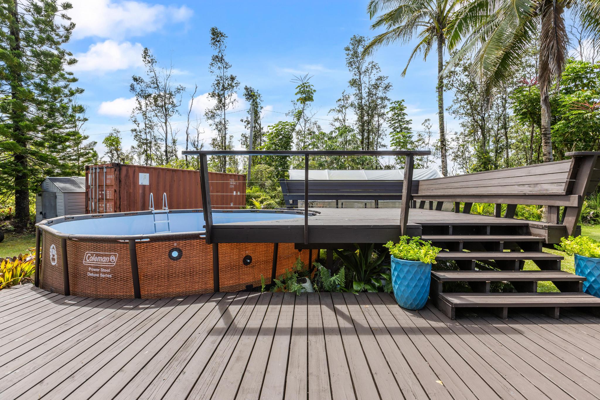 16-1917 35th Ave Property Photo 4