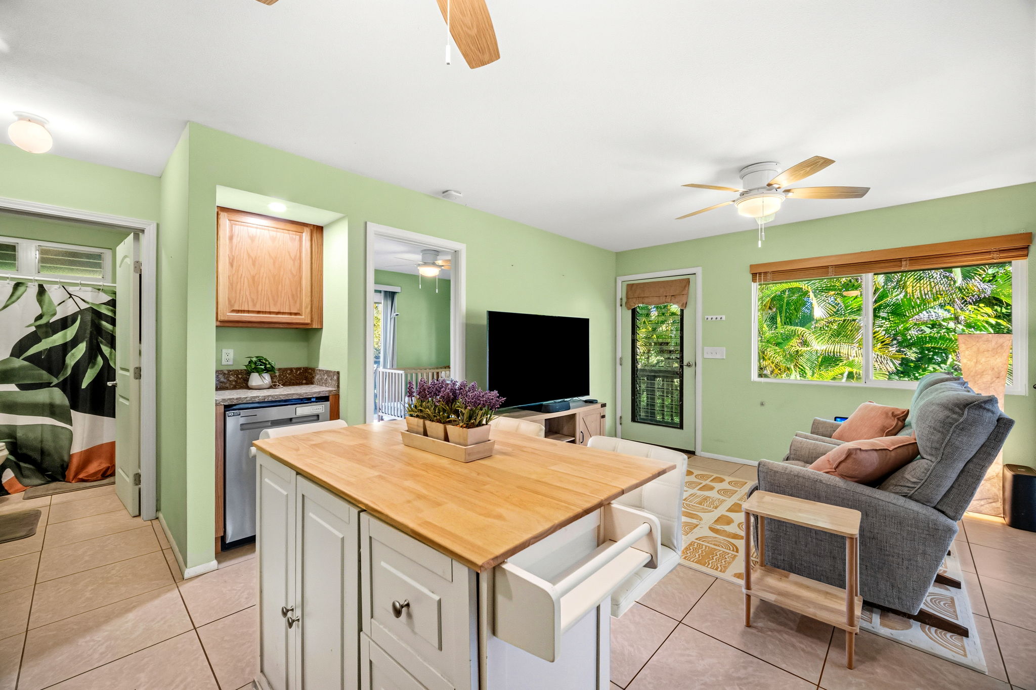 6250 Olohena Rd 2 Property Photo 10