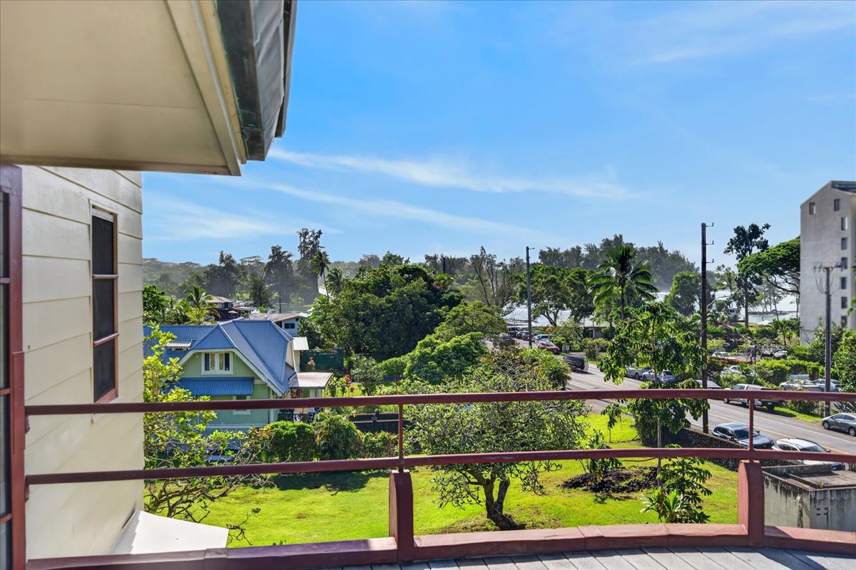 1868 Kalanianaole St Property Photo 24