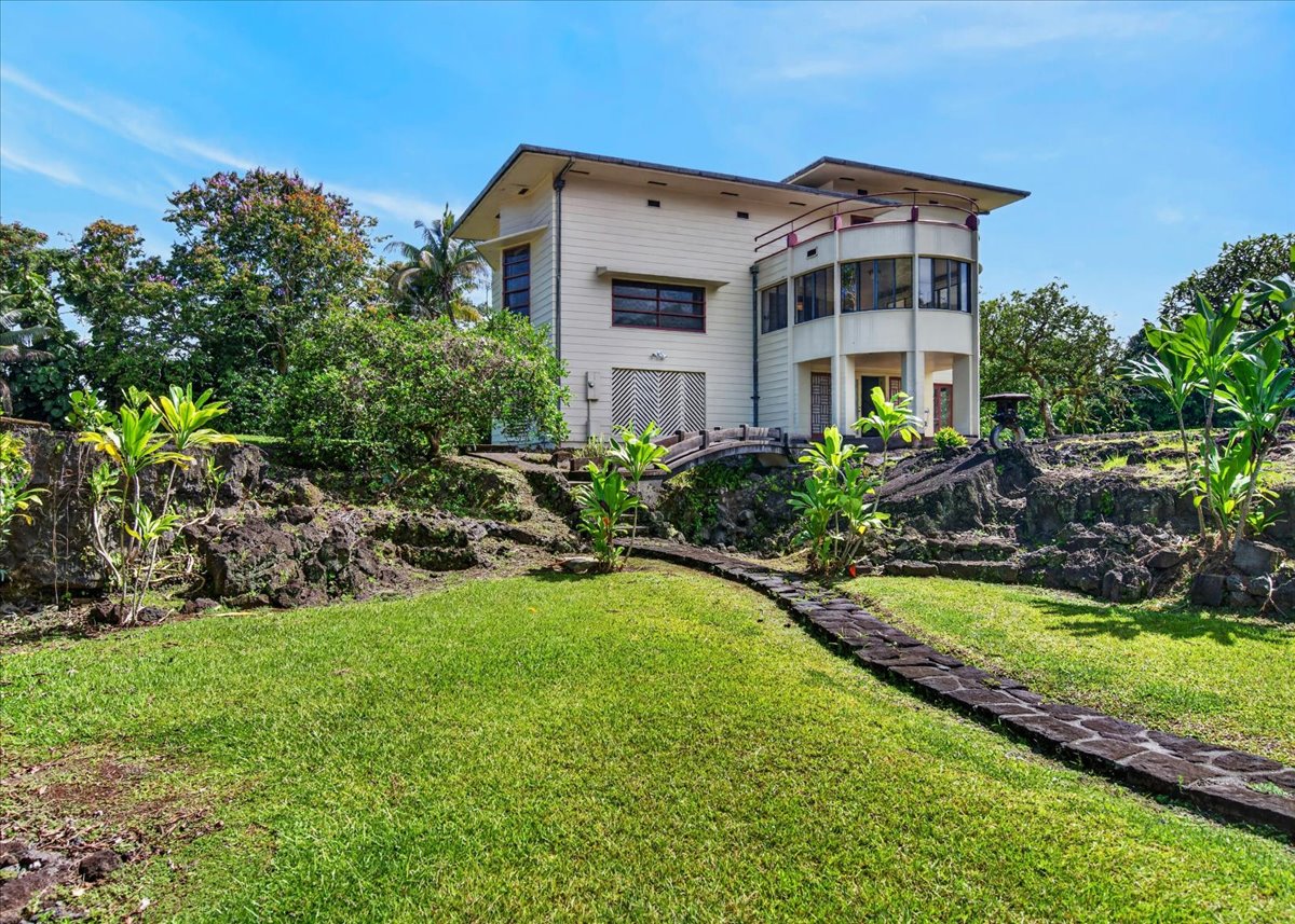 1868 Kalanianaole St Property Photo 25