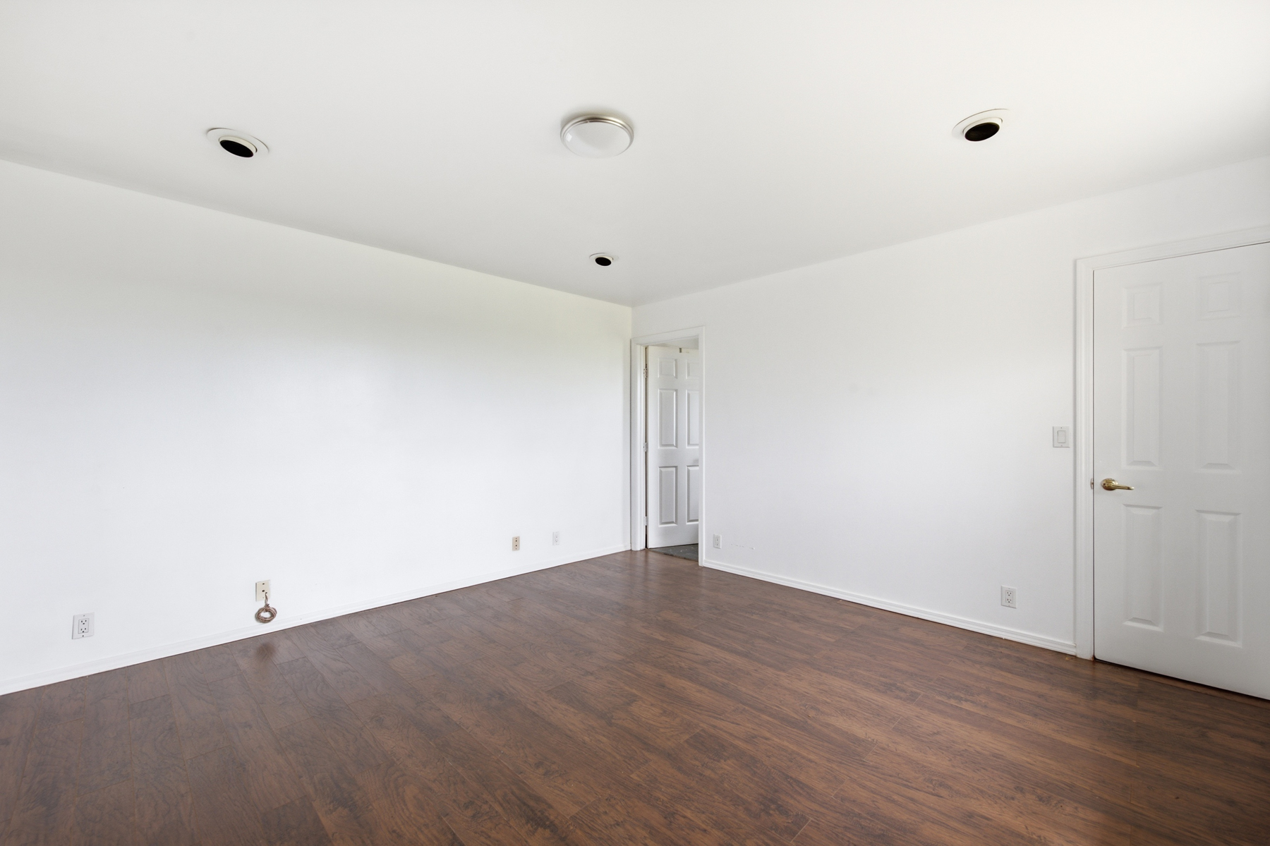 3144-b Unahe St Property Photo 15