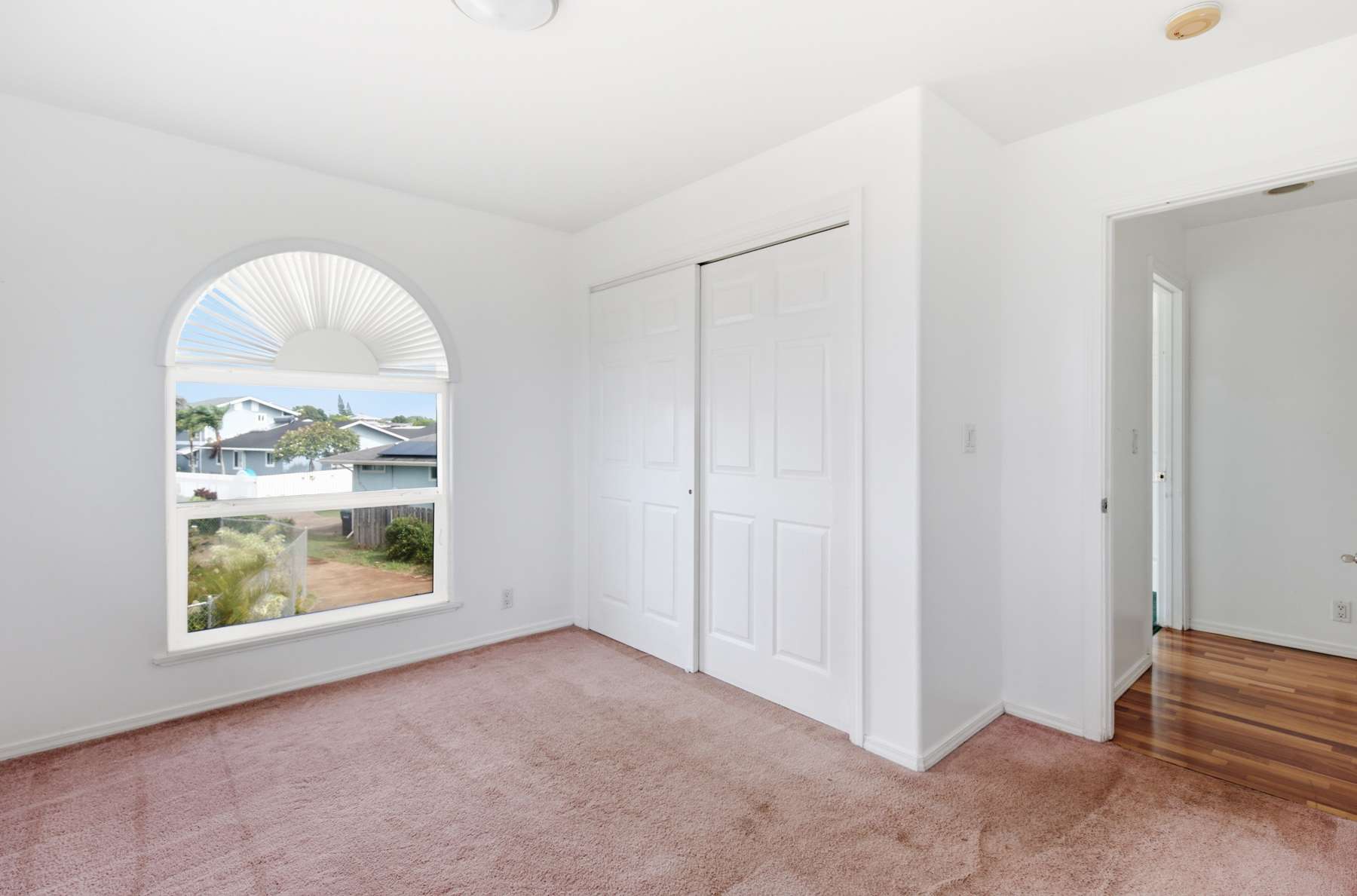3144-b Unahe St Property Photo 24