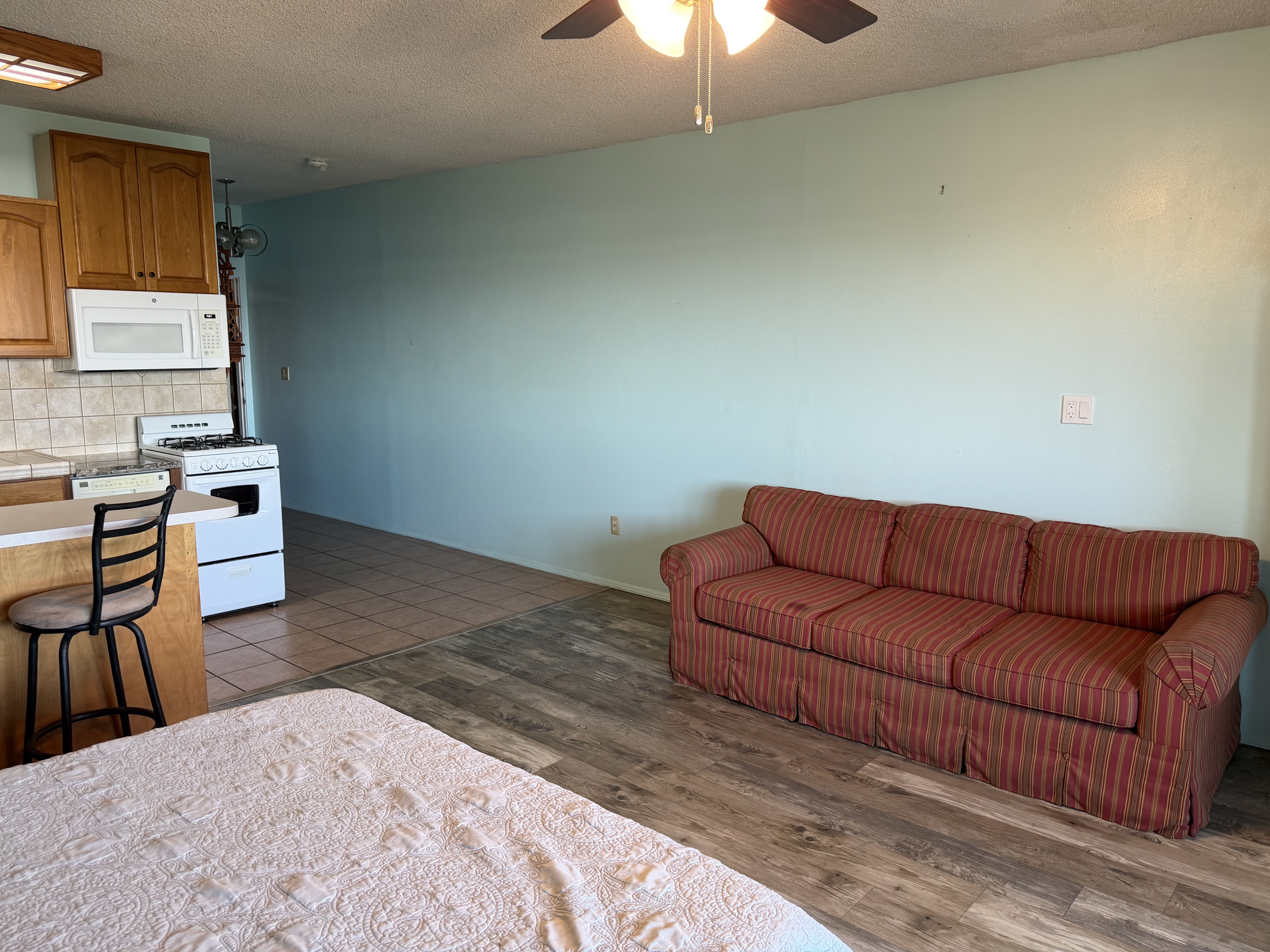 355 Orchid Manor 320 Property Photo 12