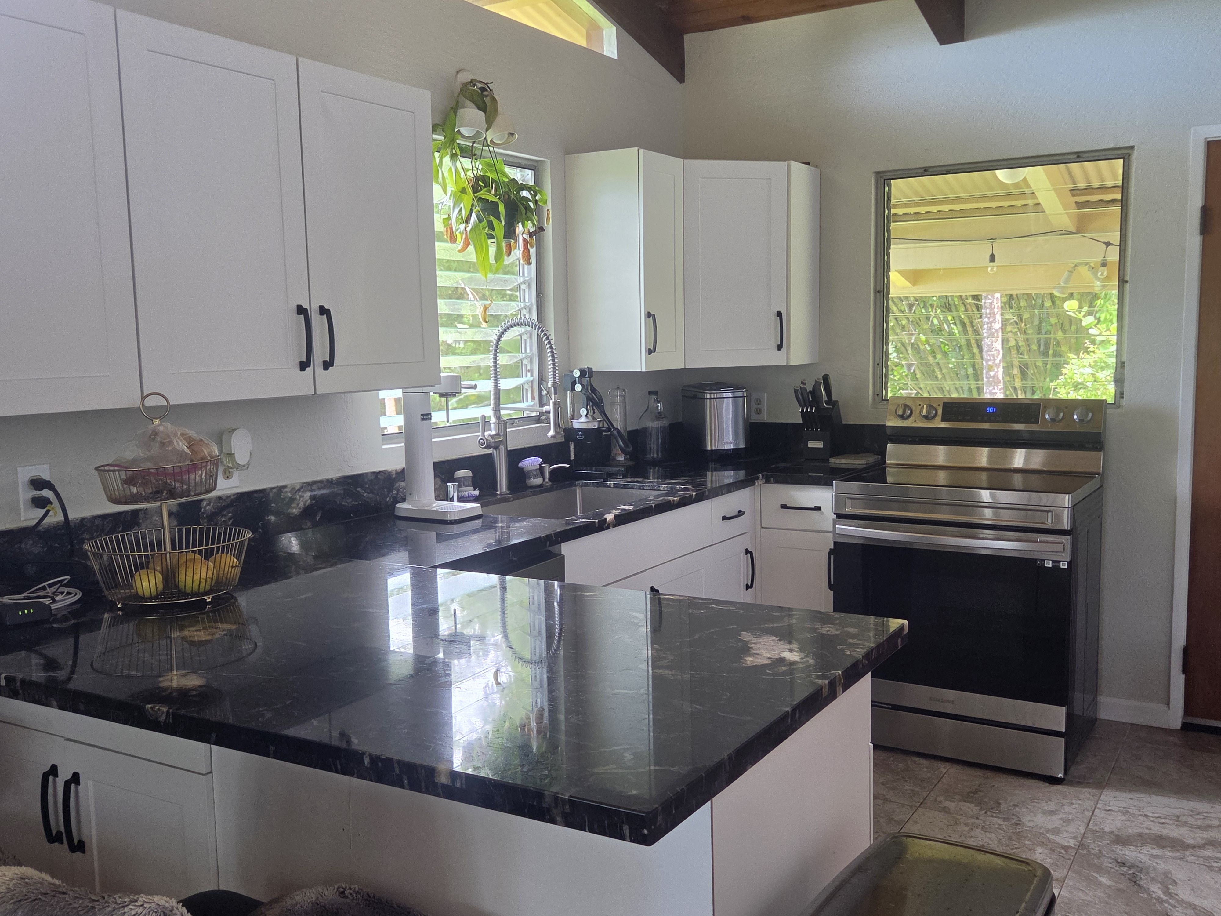 17-4013 Kuaaina Rd Property Photo 4