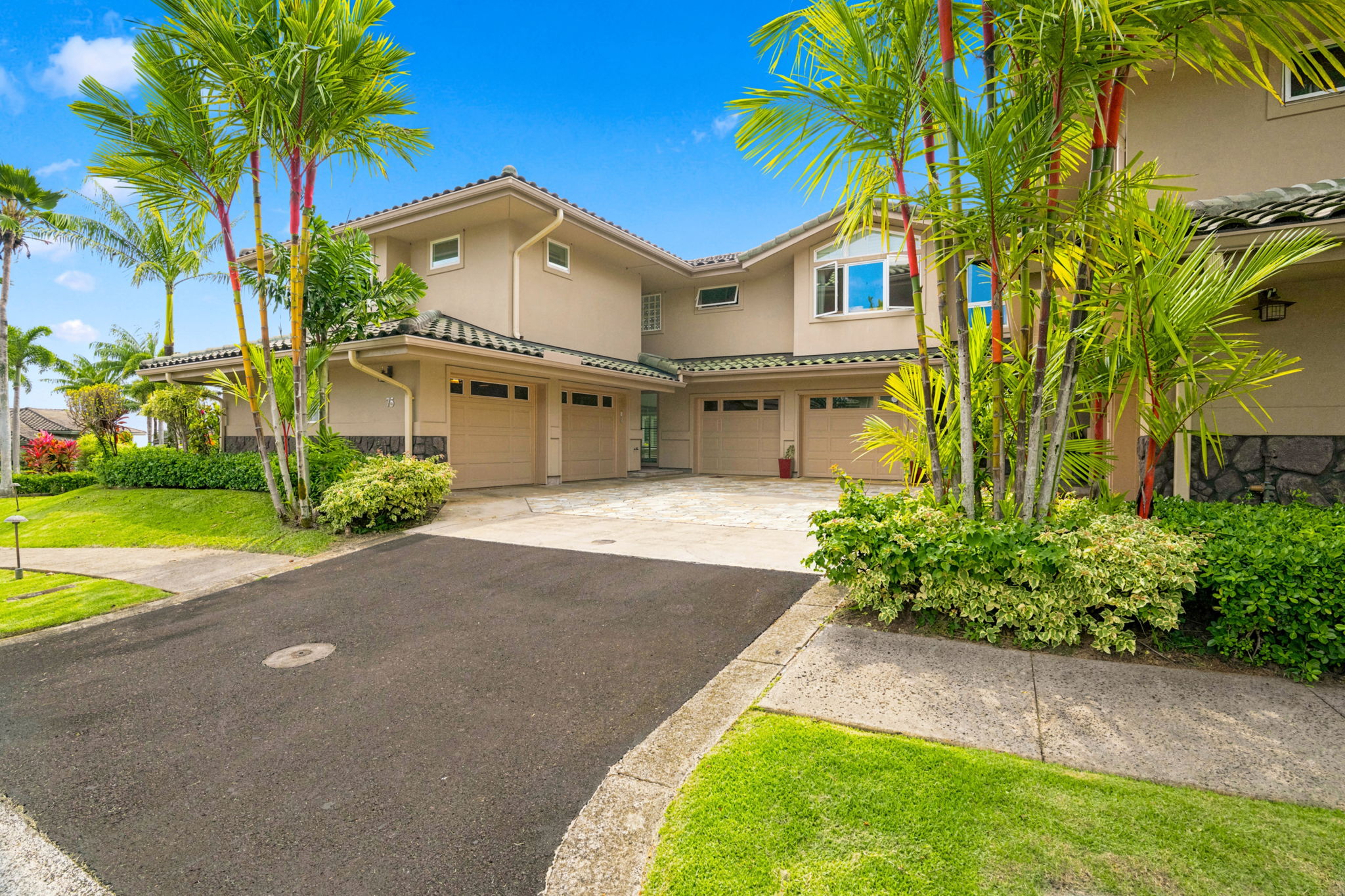4100 Queen Emma's Dr 75 Property Photo 2