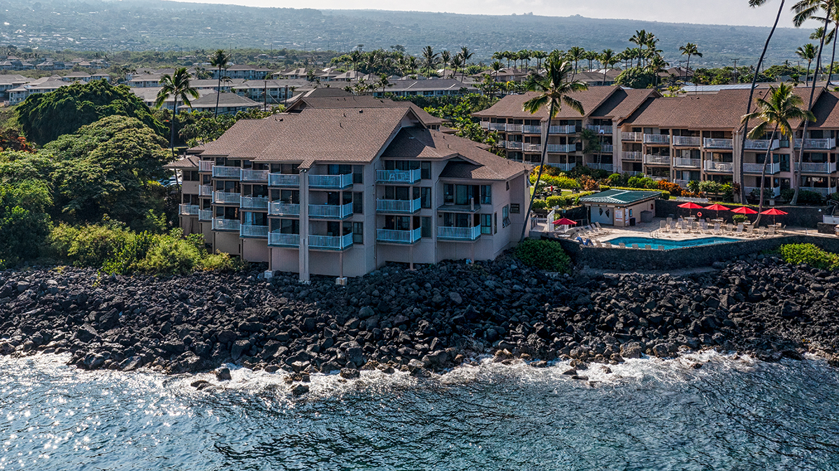 75-6002 The Sea Village 1102 Property Photo 2