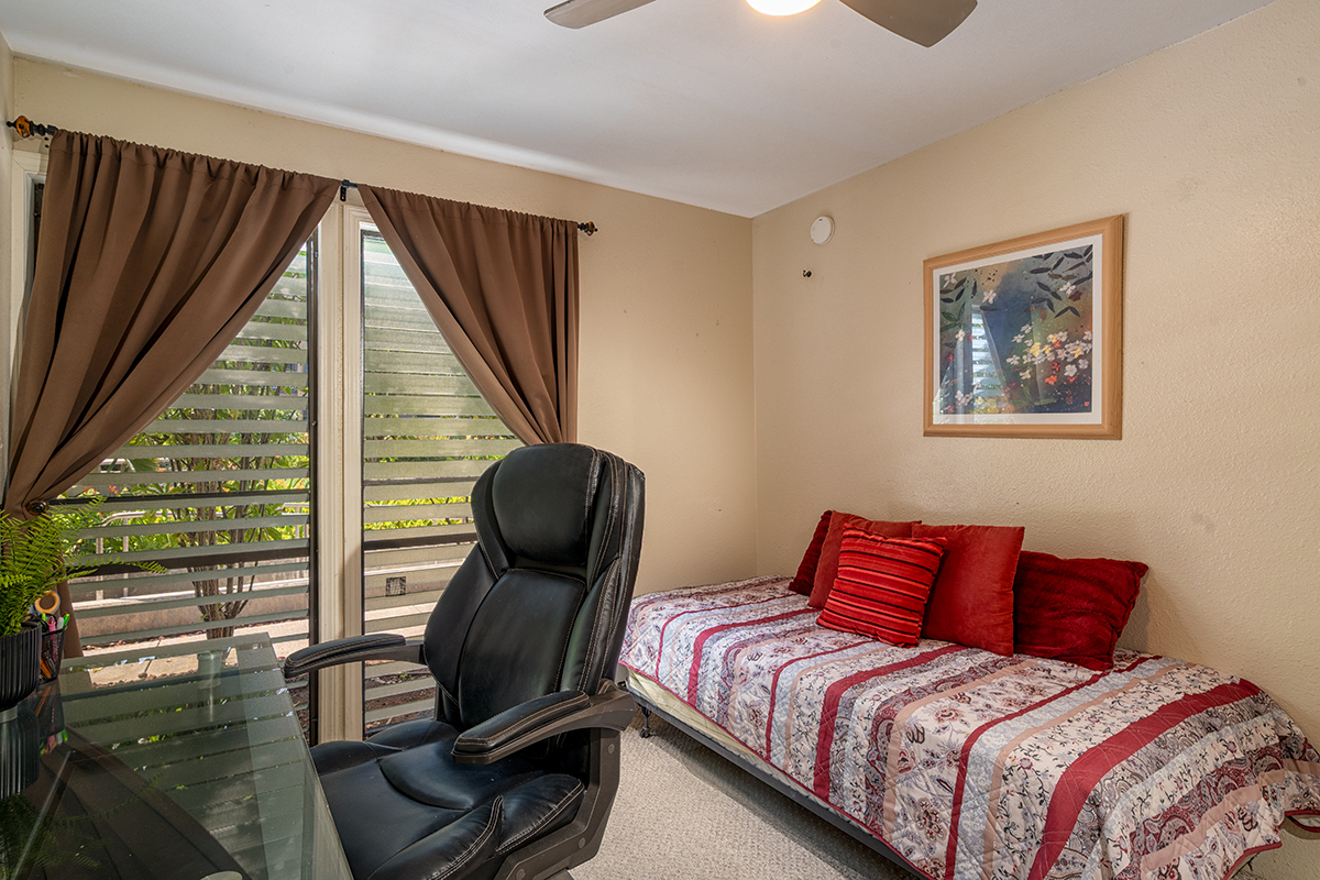 75-6002 The Sea Village 1102 Property Photo 13