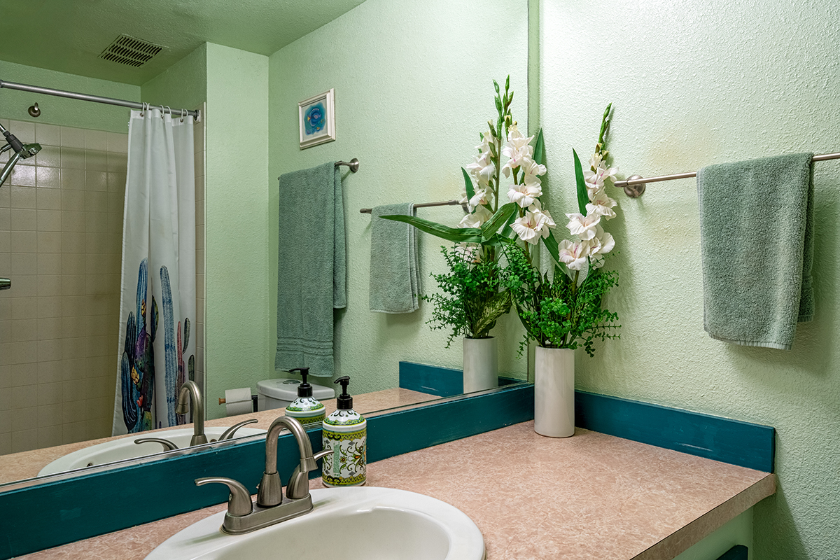 75-6002 The Sea Village 1102 Property Photo 14