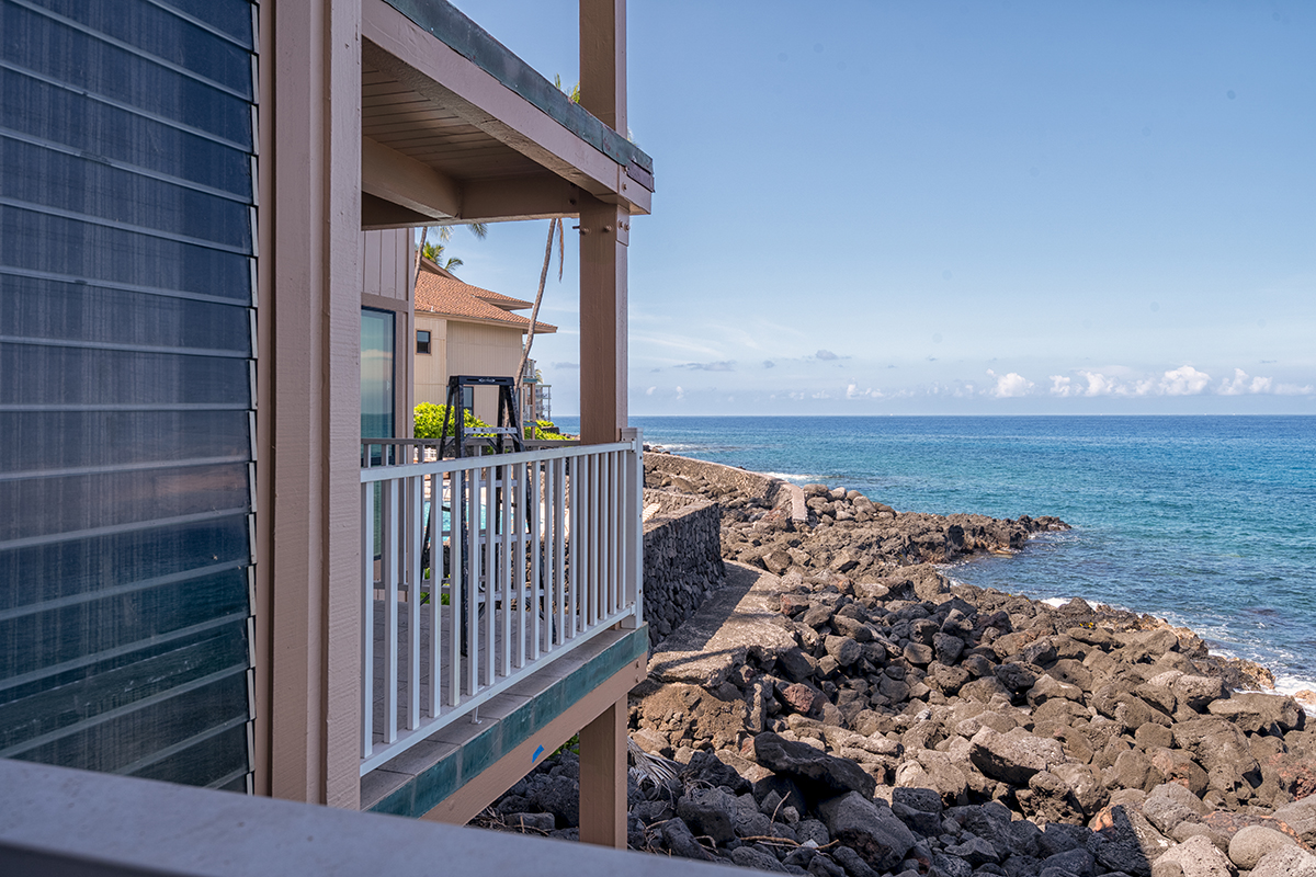 75-6002 The Sea Village 1102 Property Photo 17