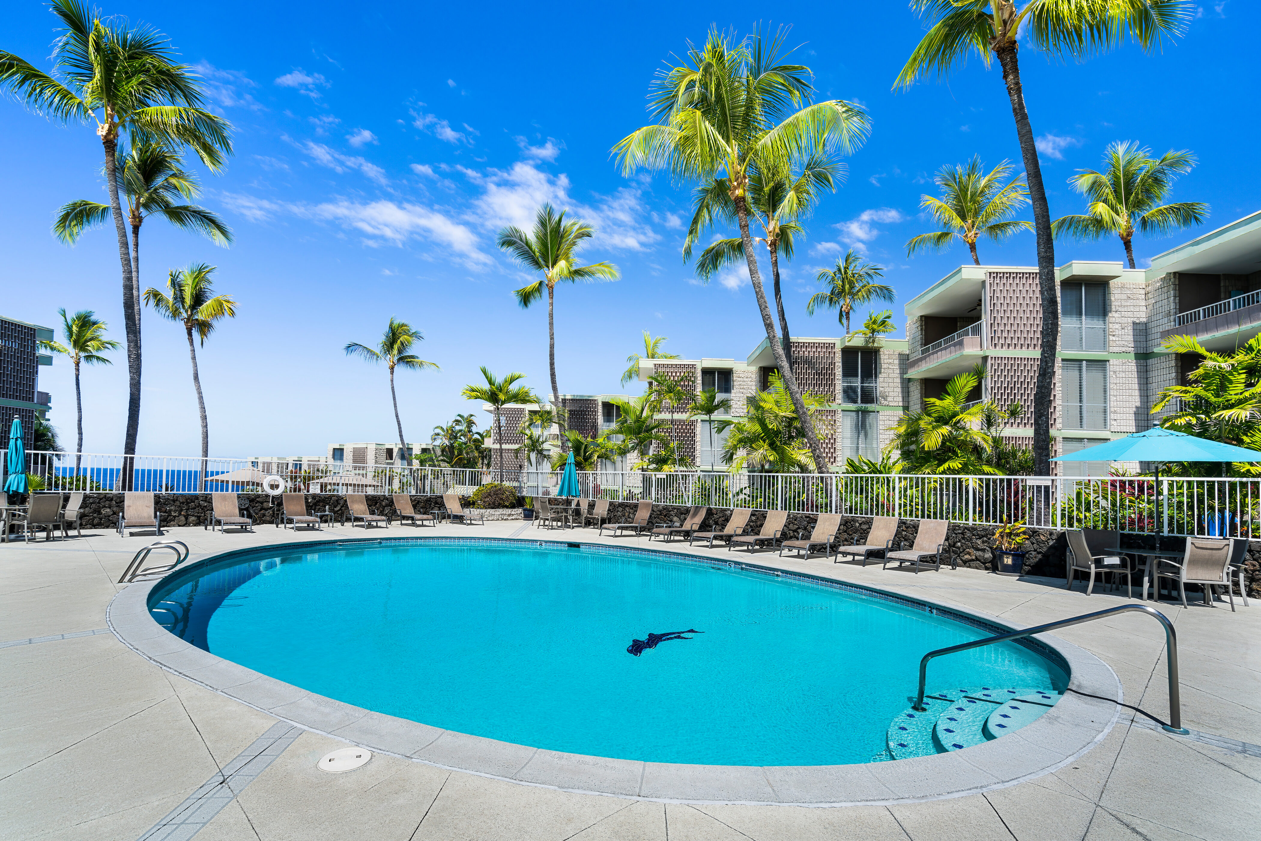 75-6016 Alii Dr 330 Property Photo 28
