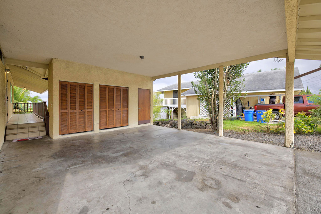 74-5042 Kealapua St Property Photo 4