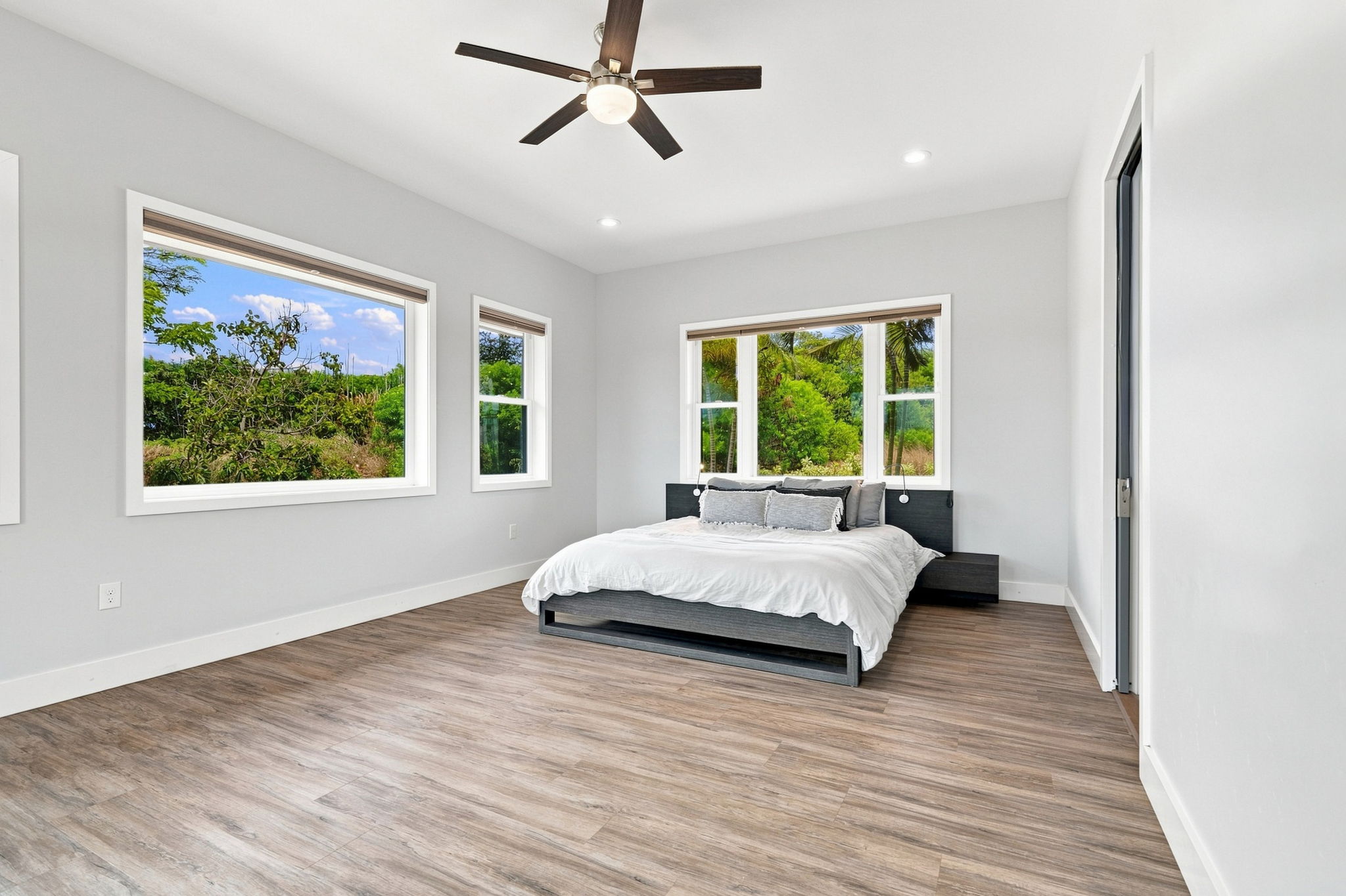 2607-a Halalu St Property Photo 15