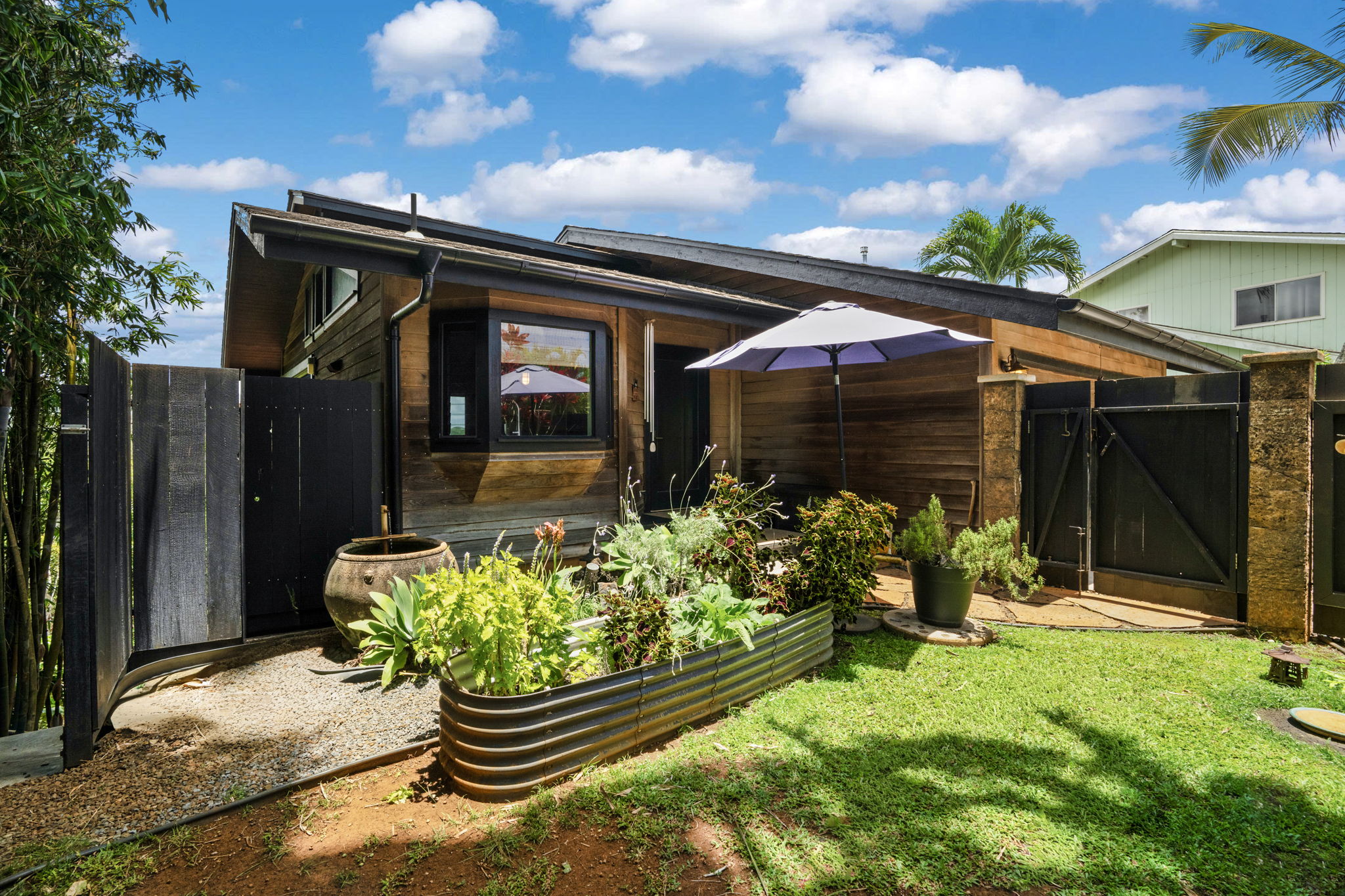 5384 Kumole St Property Photo 15