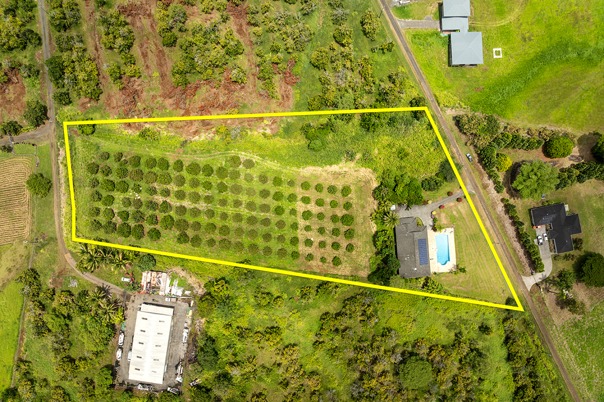 647 Kauhiula Rd Property Photo 30