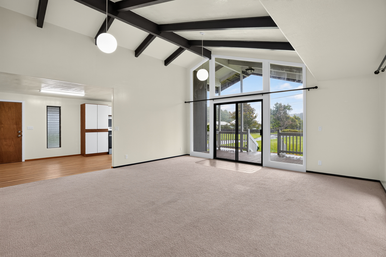 64-5122 White Rd B Property Photo 4