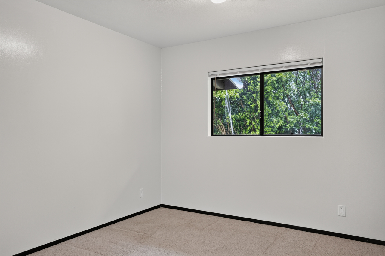 64-5122 White Rd B Property Photo 18