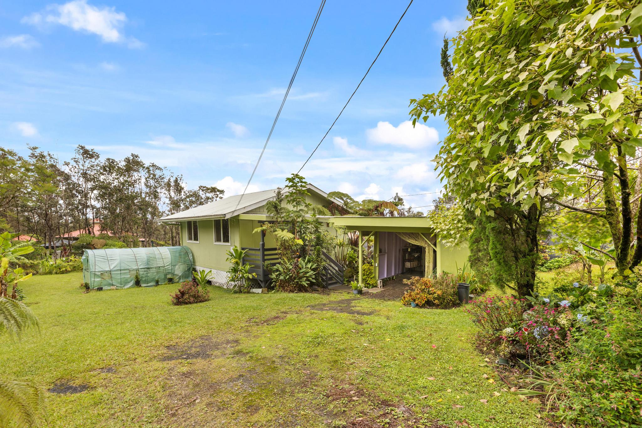 11-3324 MOKUNA ST Property Photo 1