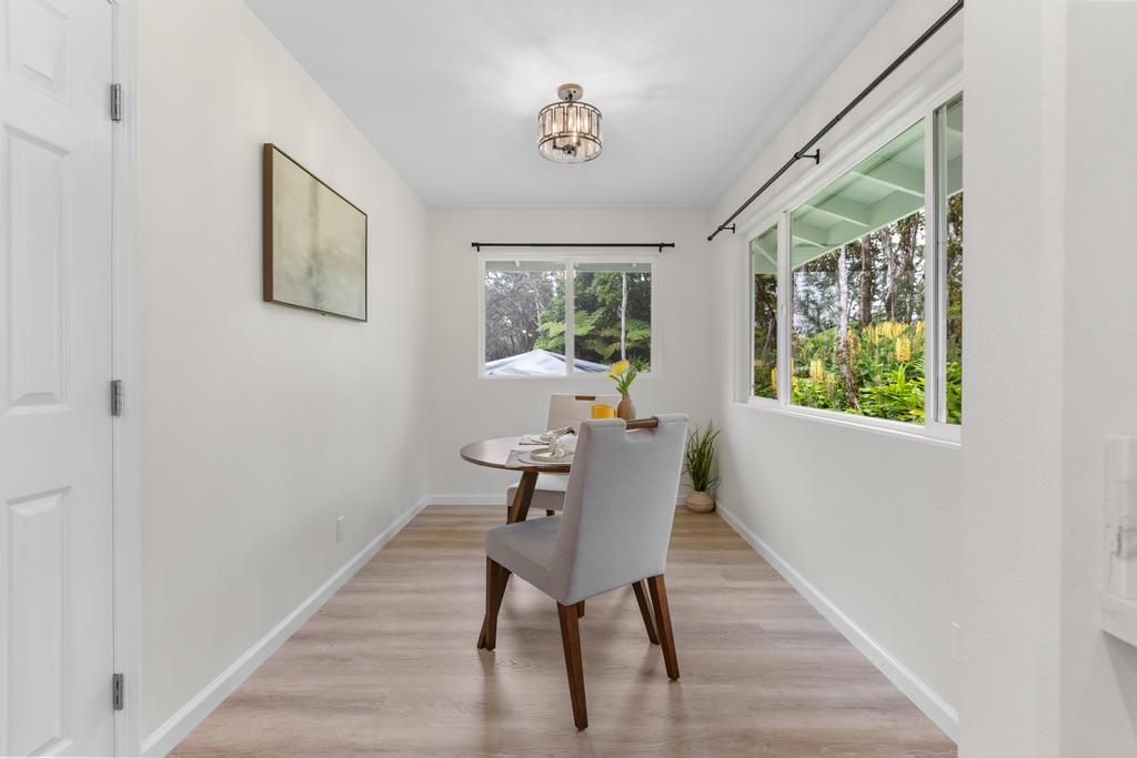 11-3976 Liona St Property Photo 12