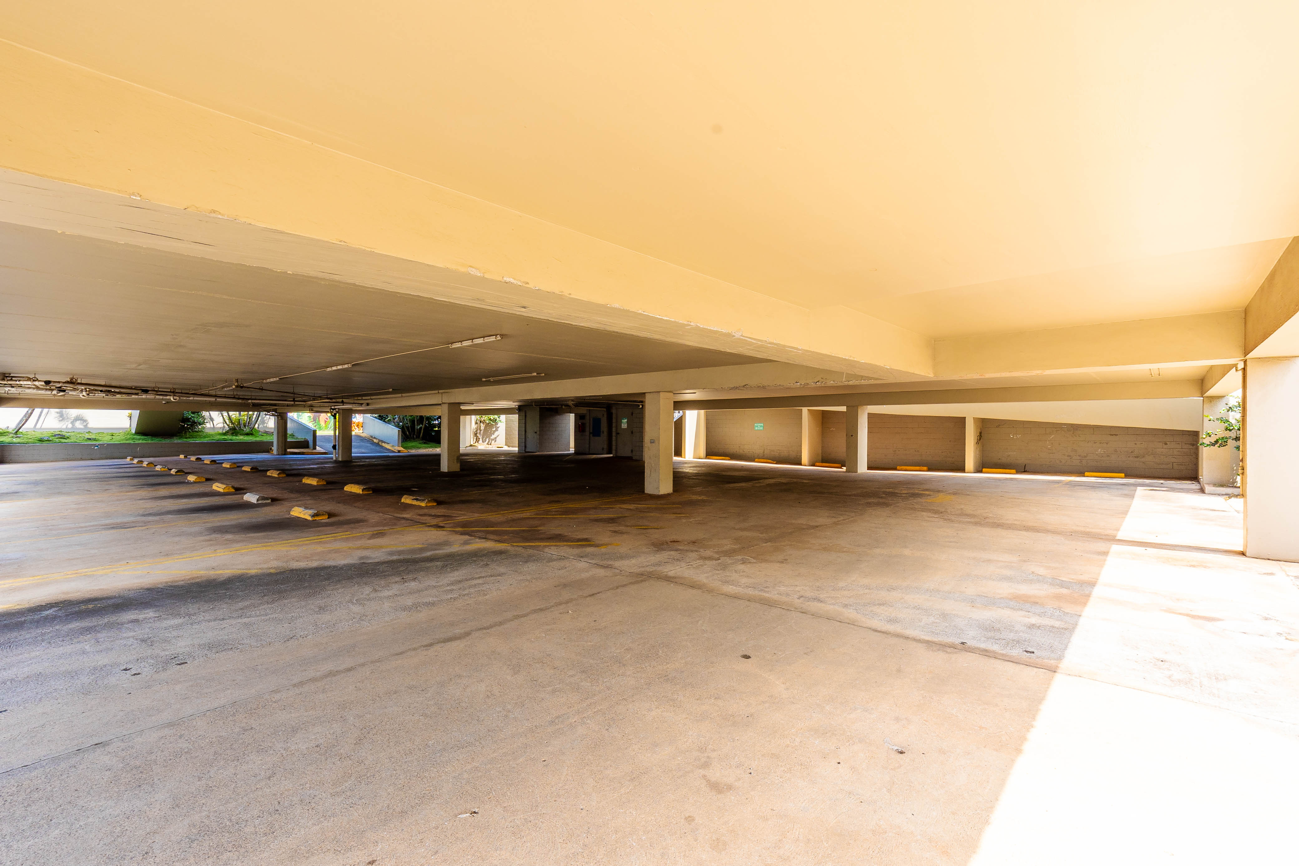 4434 Hardy St Property Photo 5