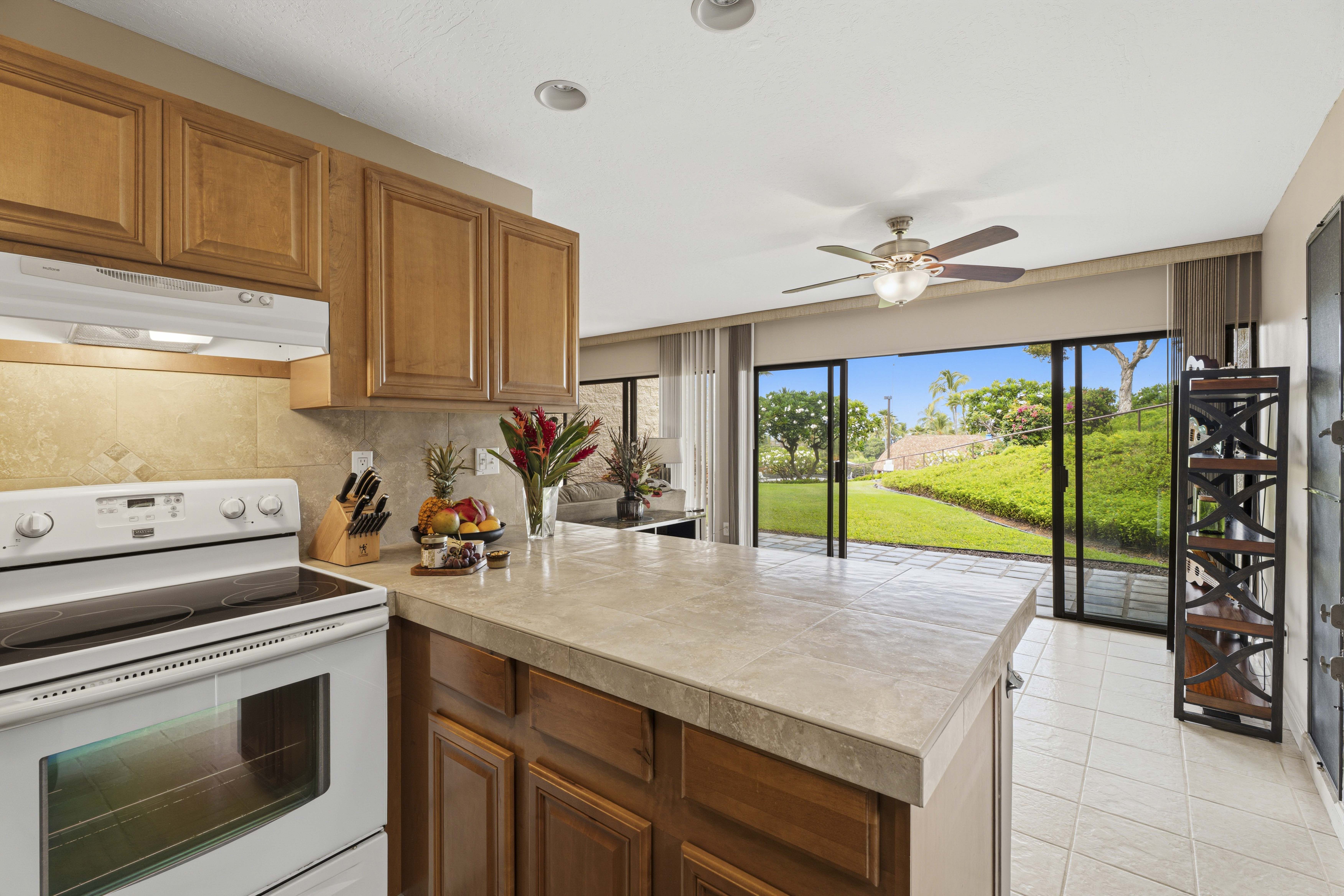 78-7070 Alii Drive C101 Property Photo 12