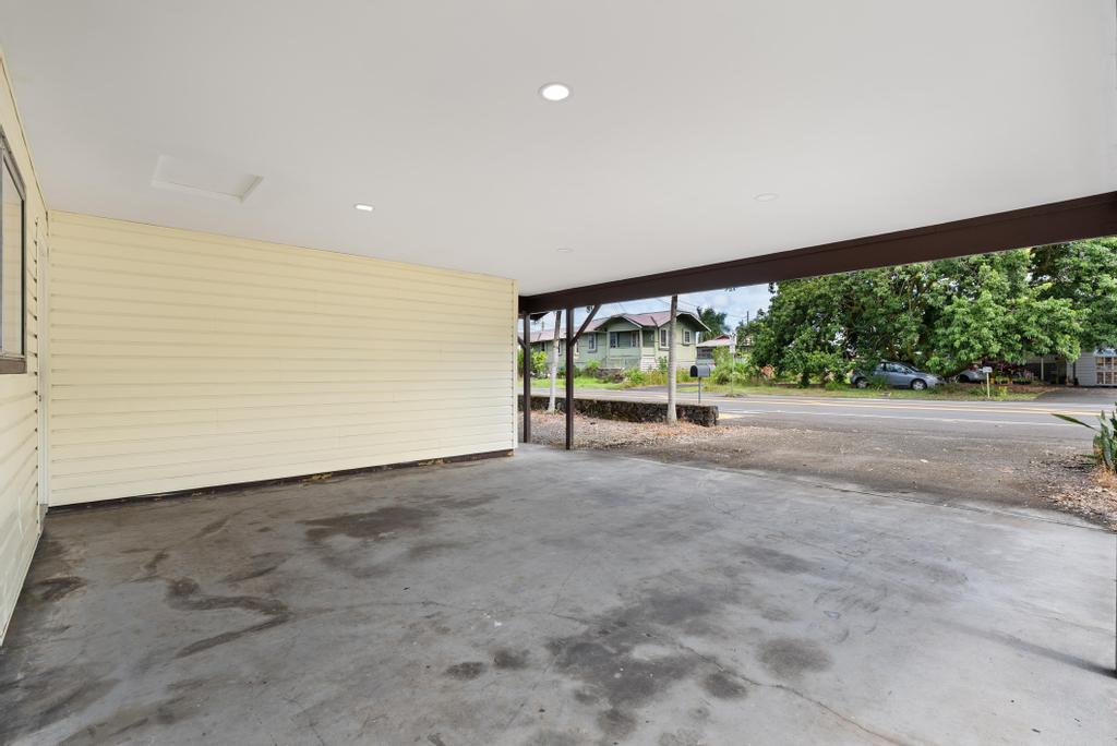 289 E Lanikaula St Property Photo 22