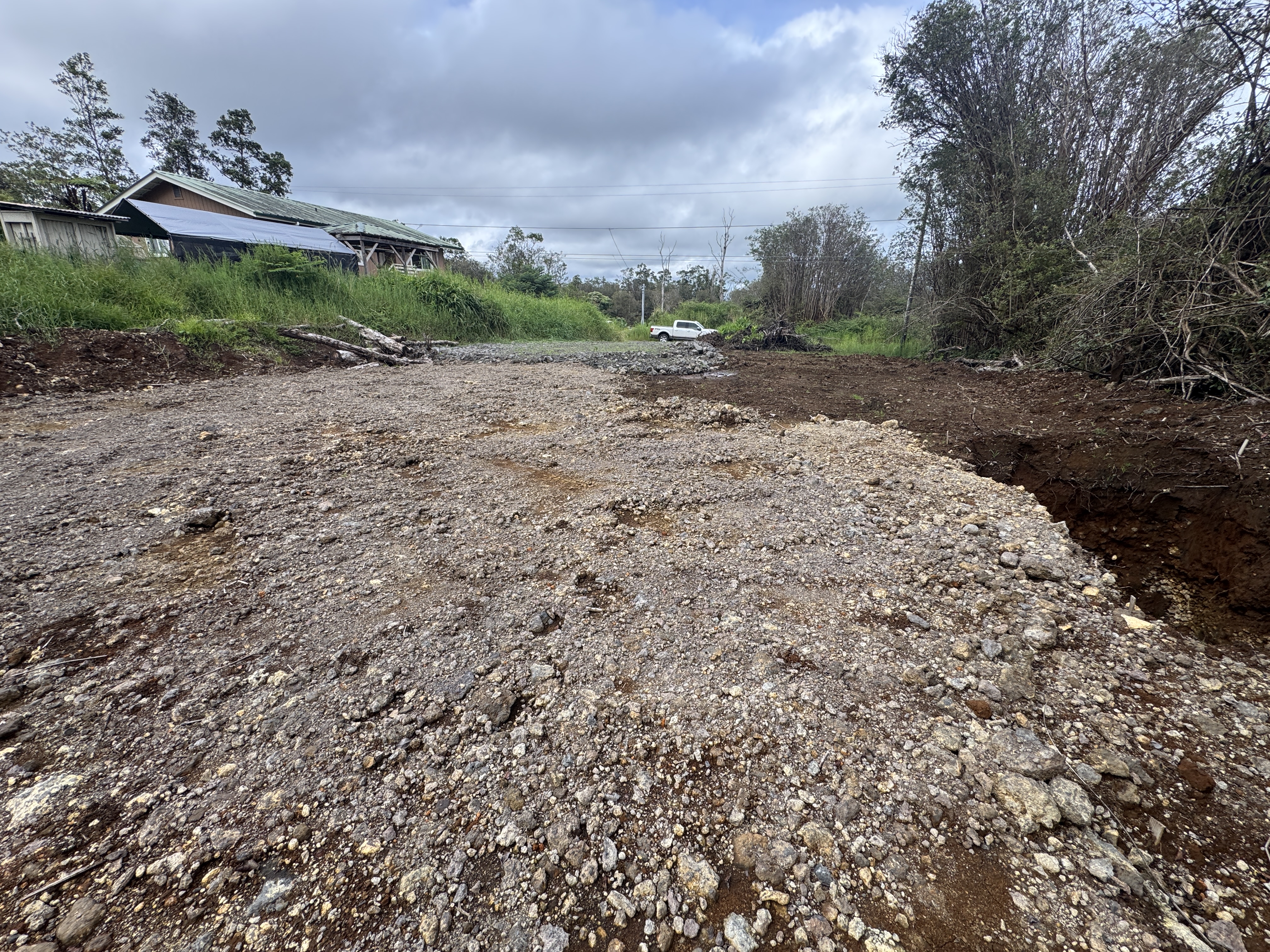 Holana St Property Photo 3