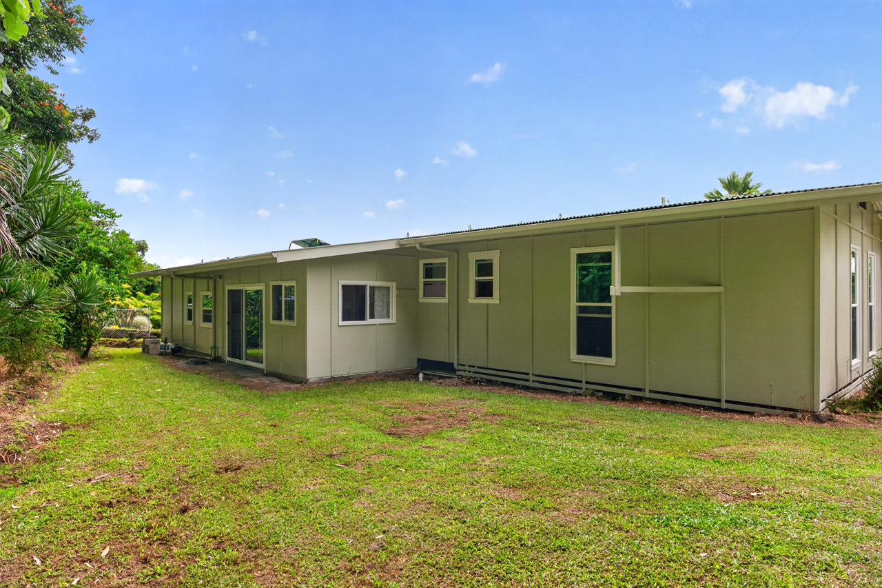 243 Aipuni St Property Photo 17